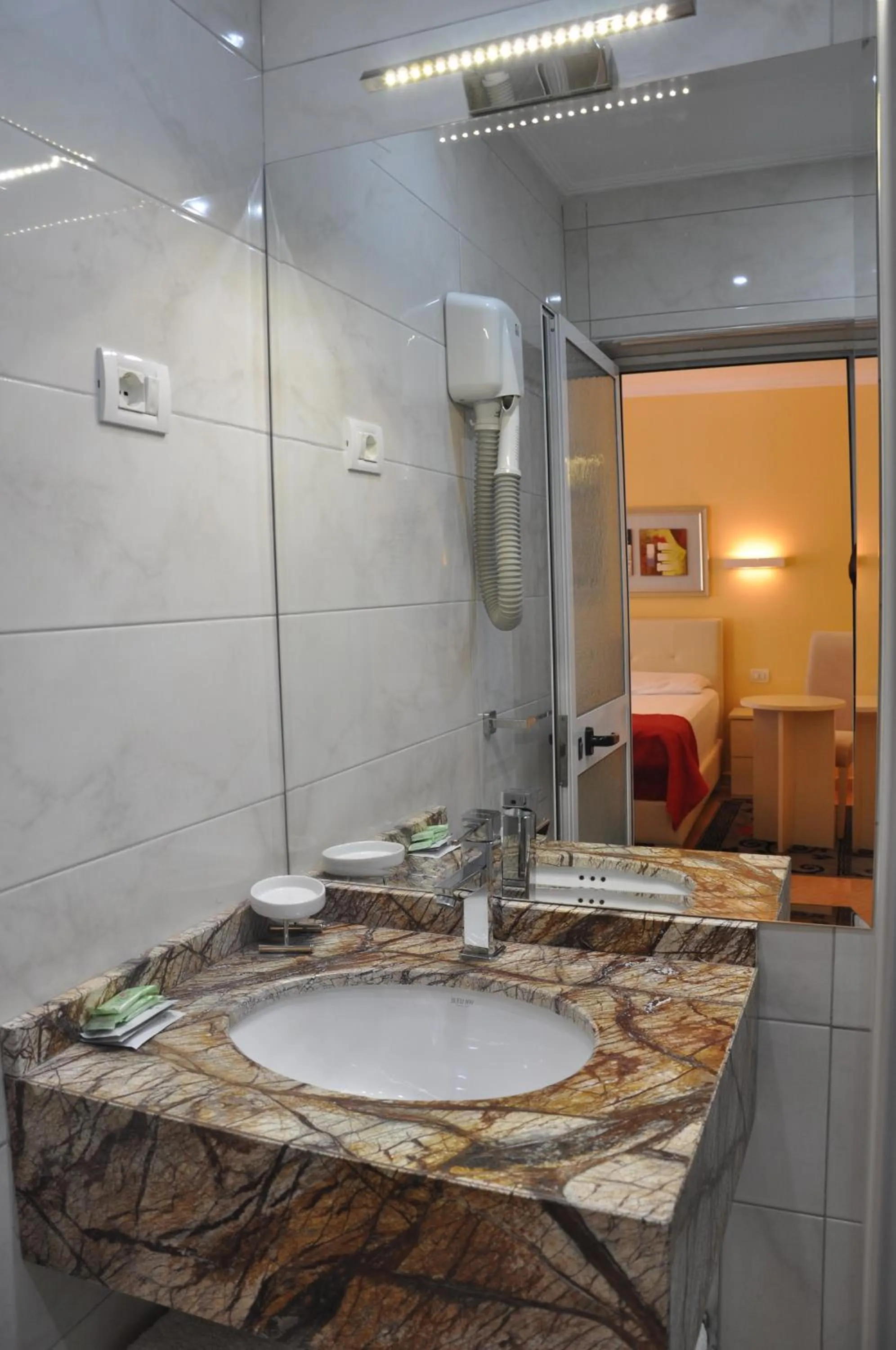 Bathroom in Hotel Pik Loti