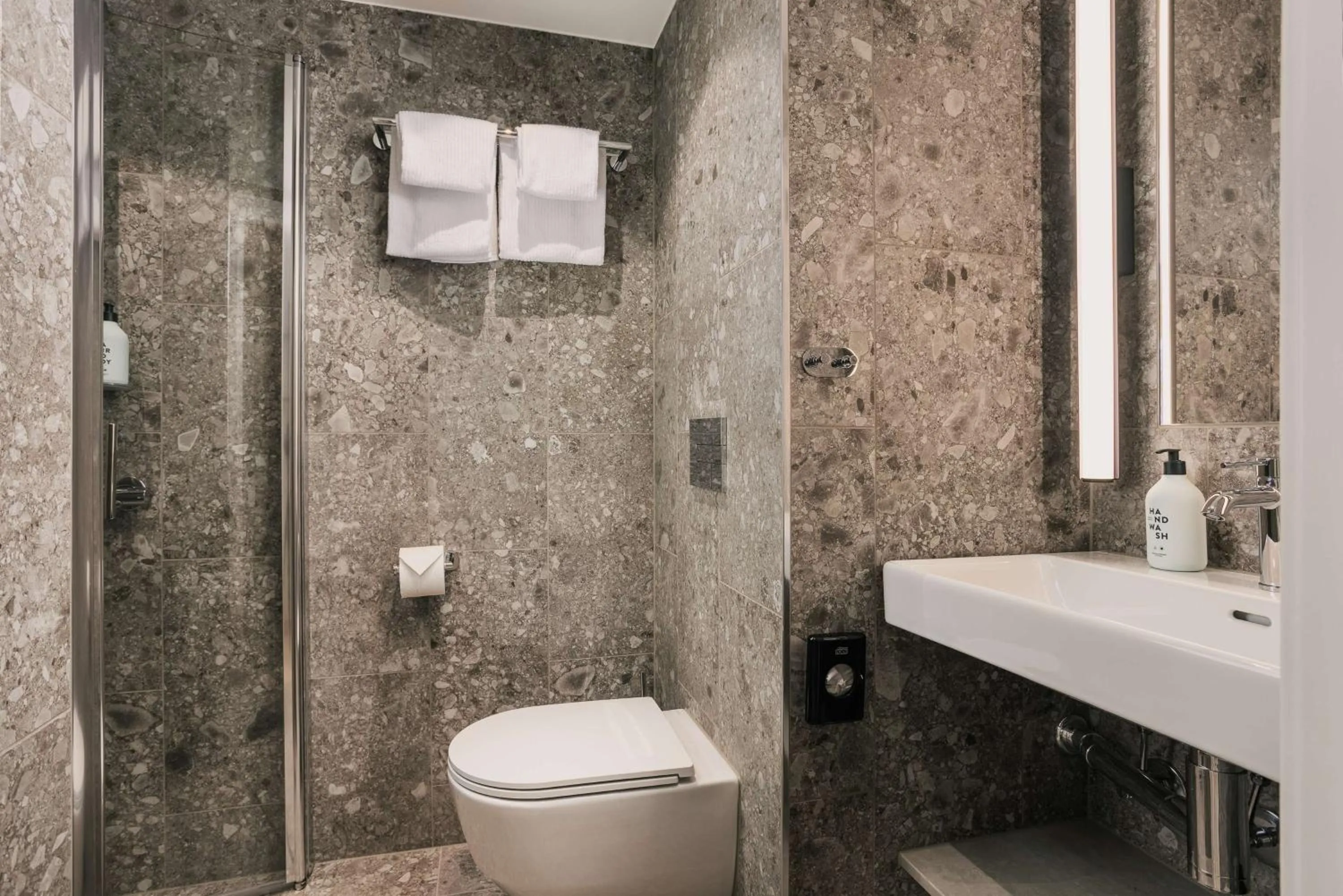 Bathroom in Scandic Gardermoen