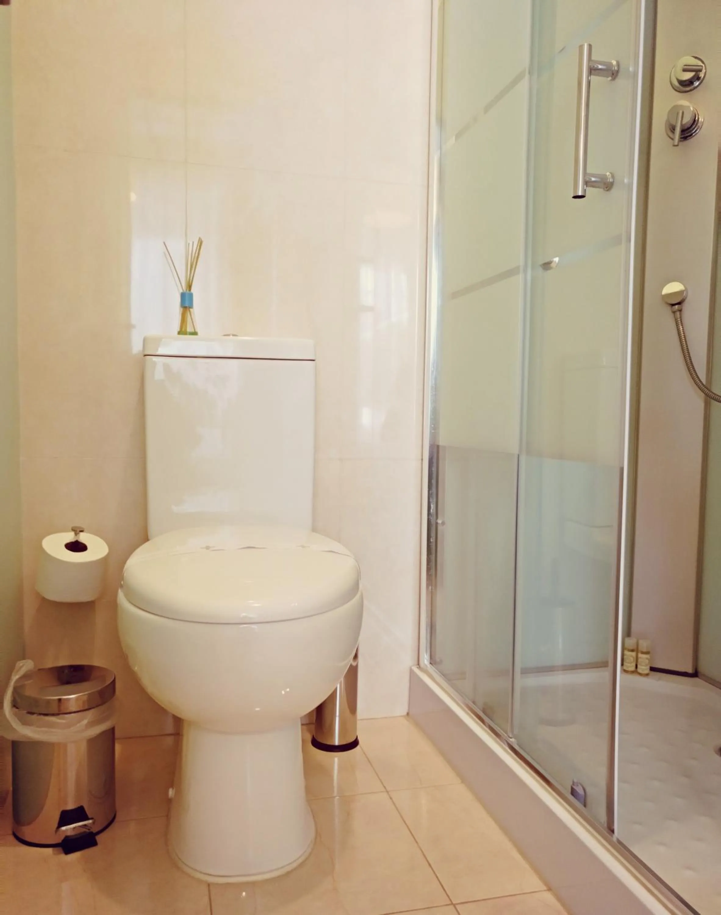 Bathroom in O'Porto Seven - Guest House