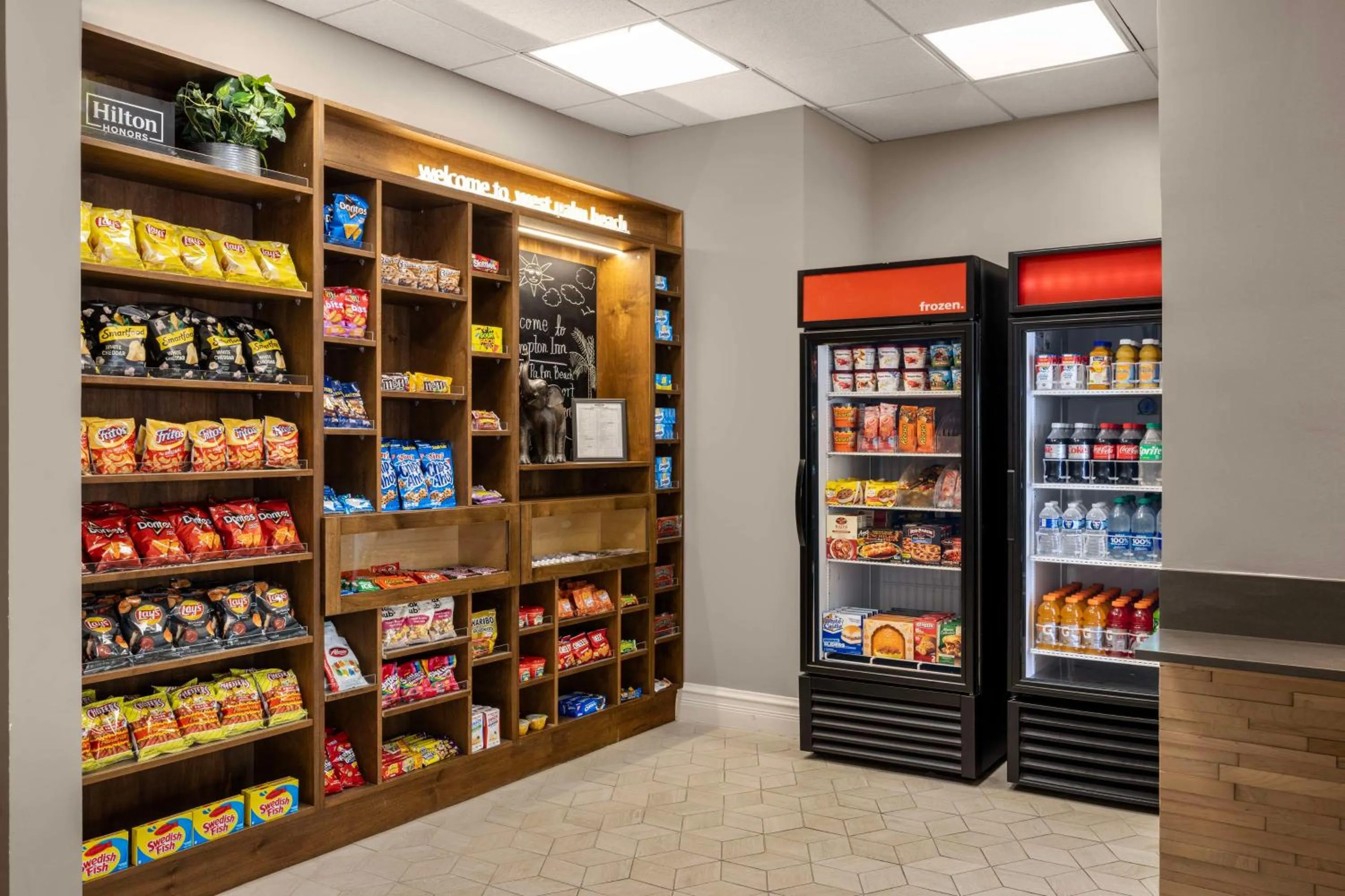 Restaurant/places to eat in Hampton Inn West Palm Beach Central Airport