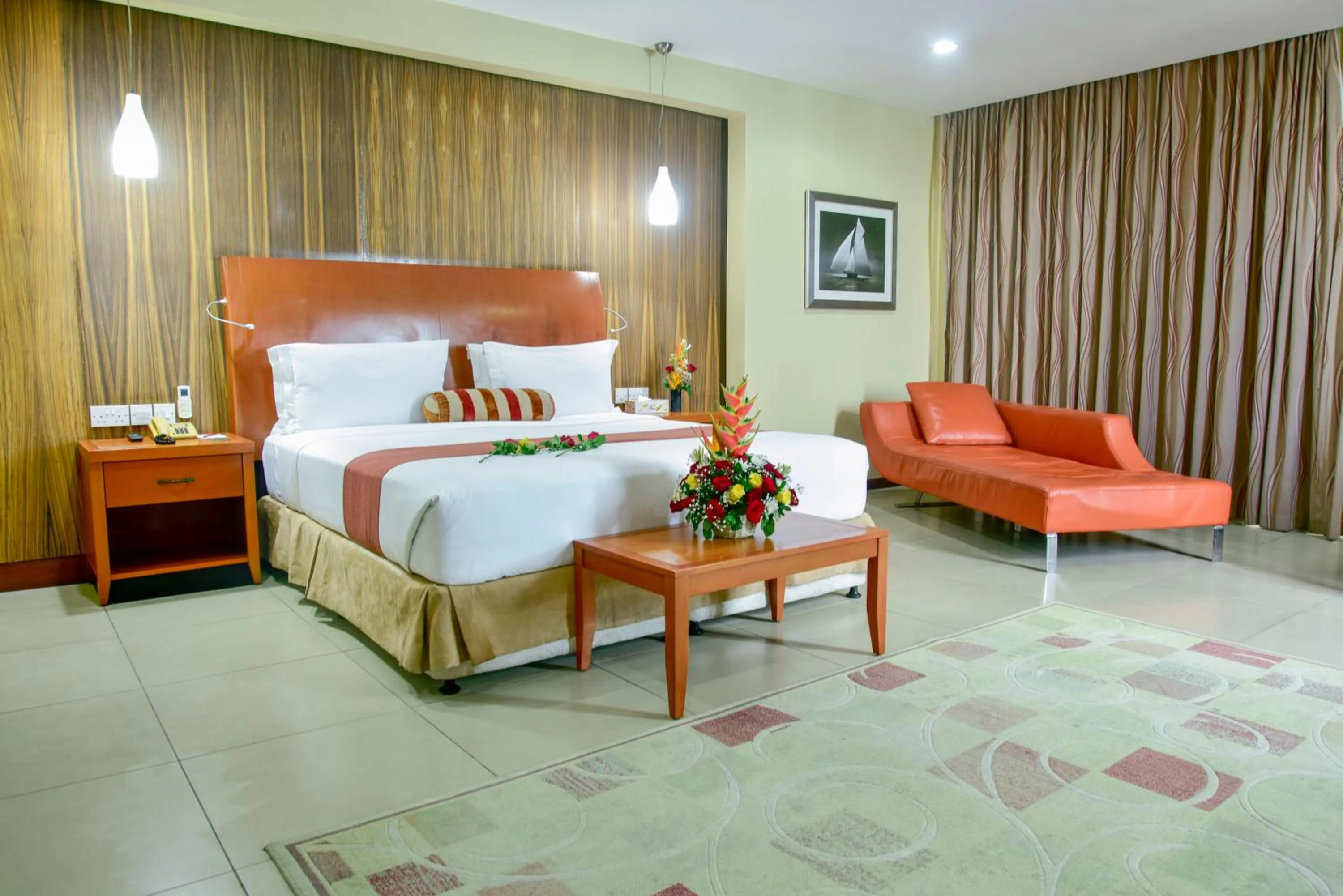 Bed in Harbour View Suites