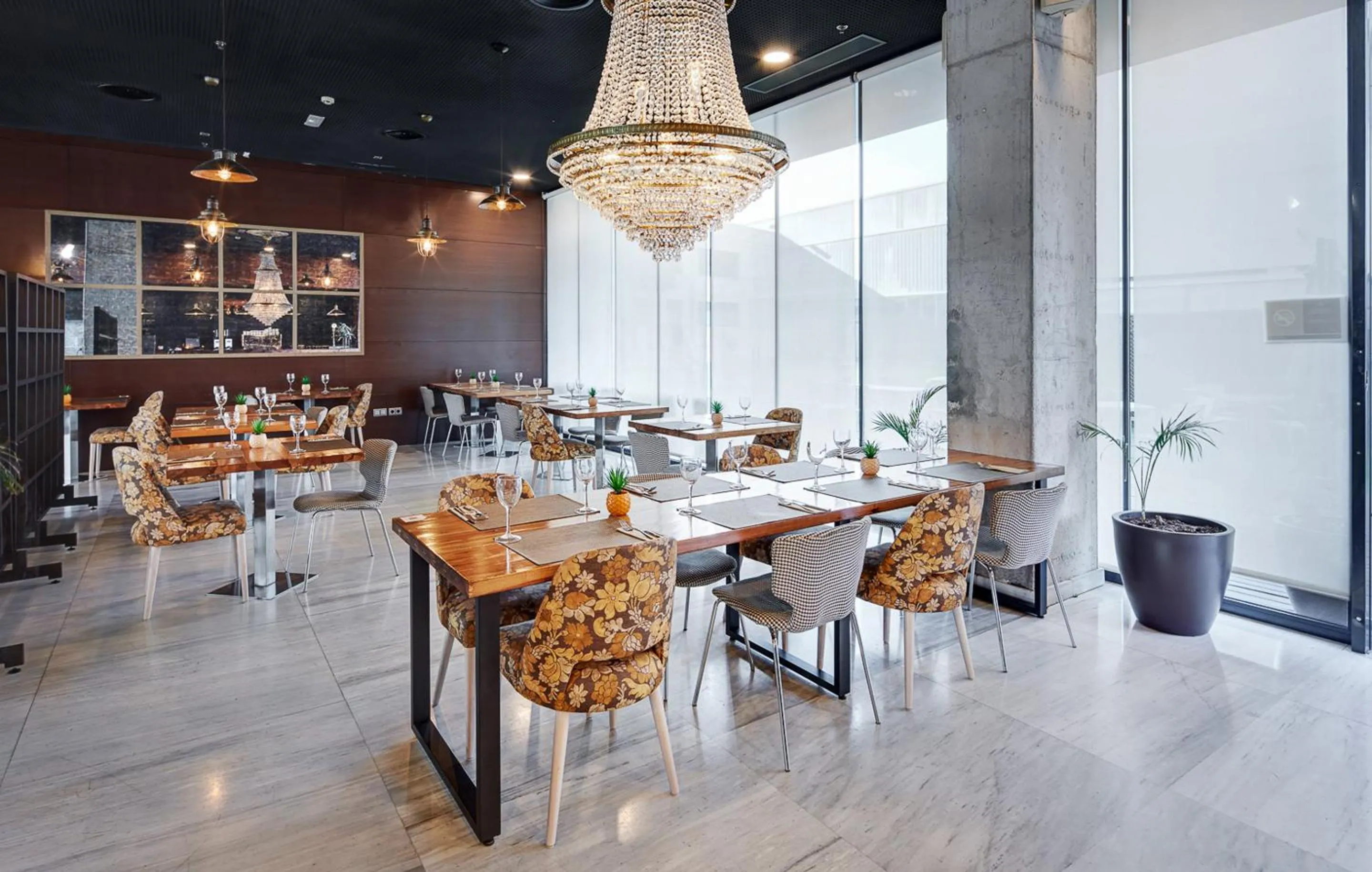 Restaurant/places to eat in Sercotel JC1 Murcia