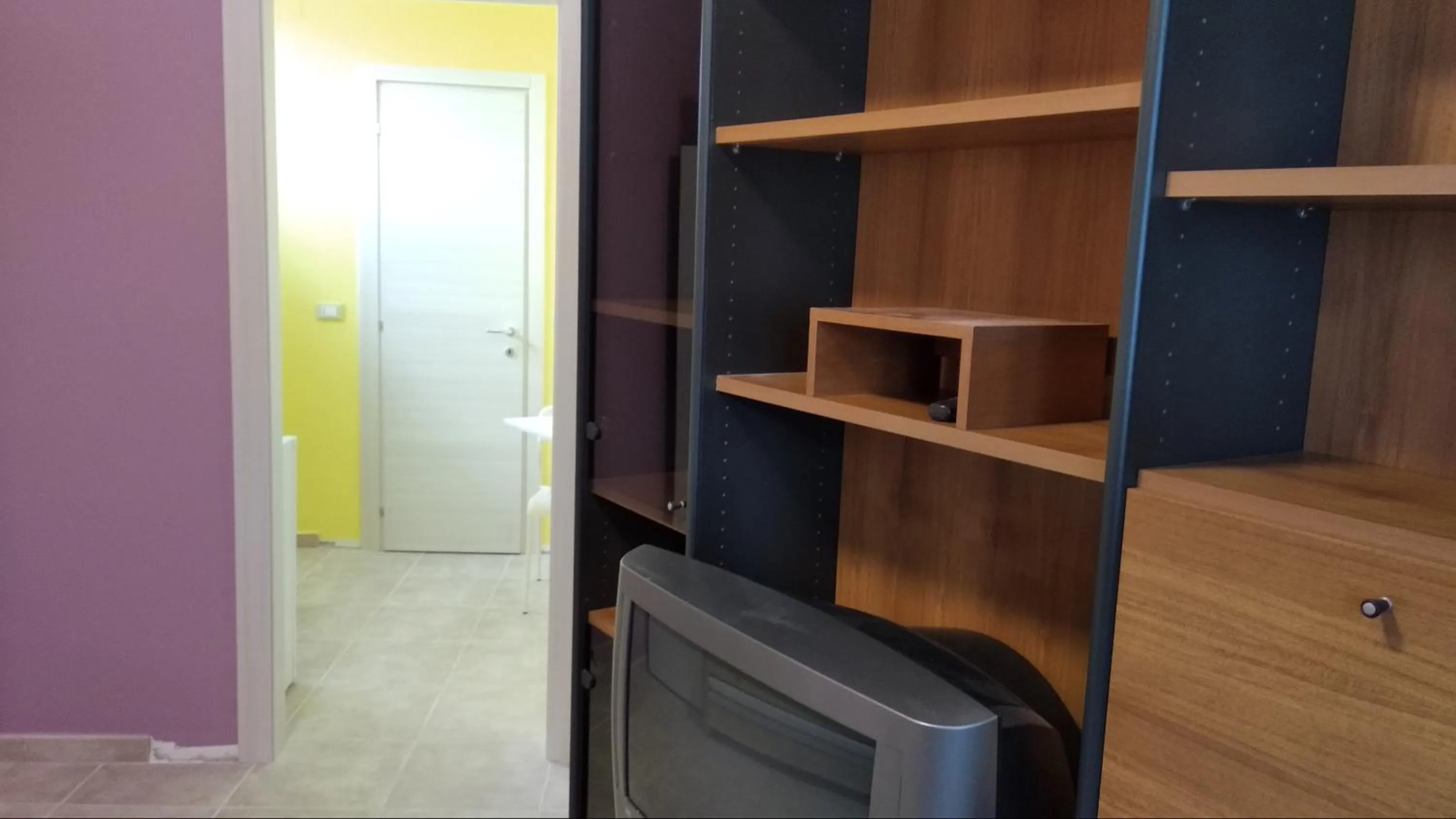 Library in B&B Rossini