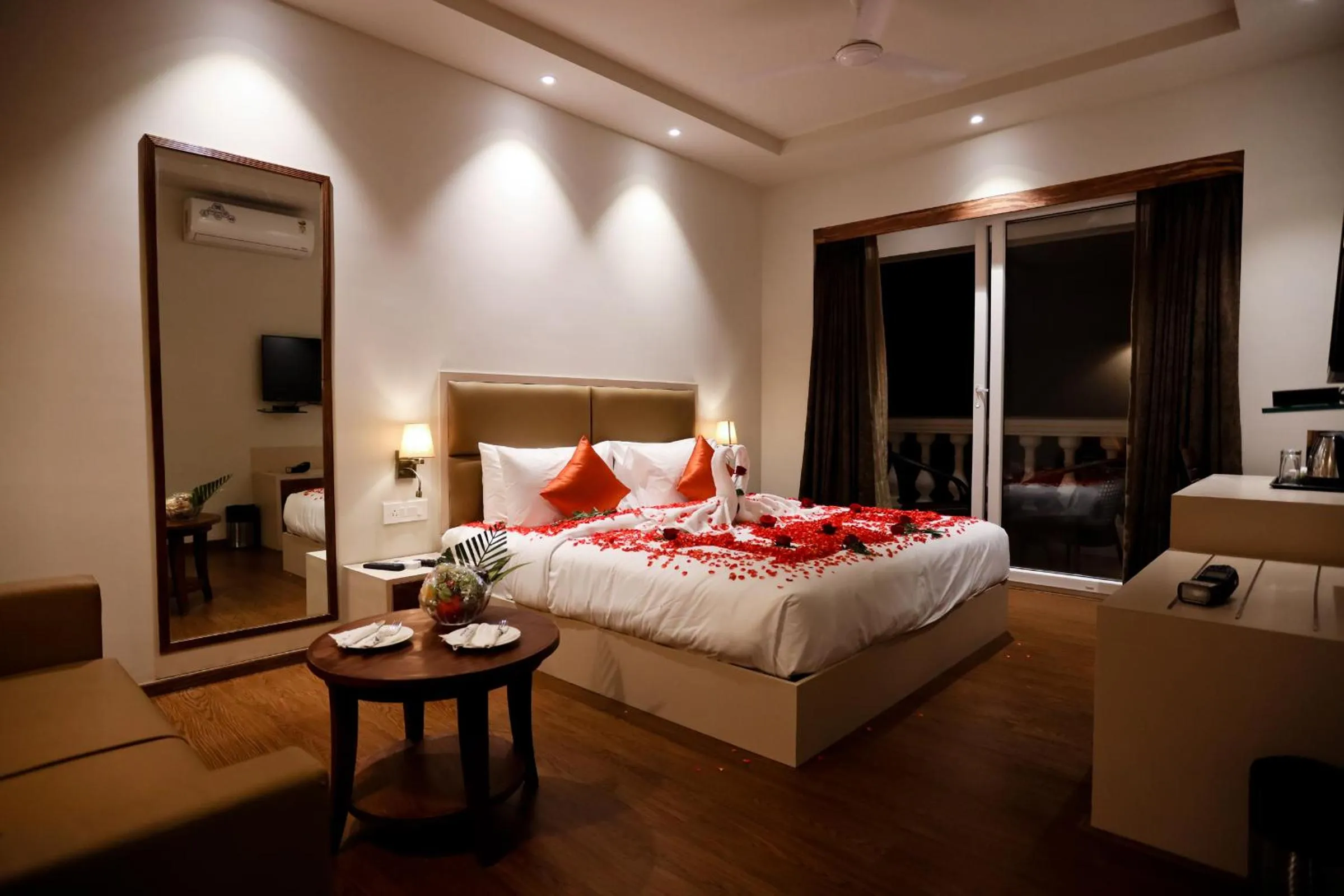 Bedroom, Bed in Amara Grand Baga,Goa