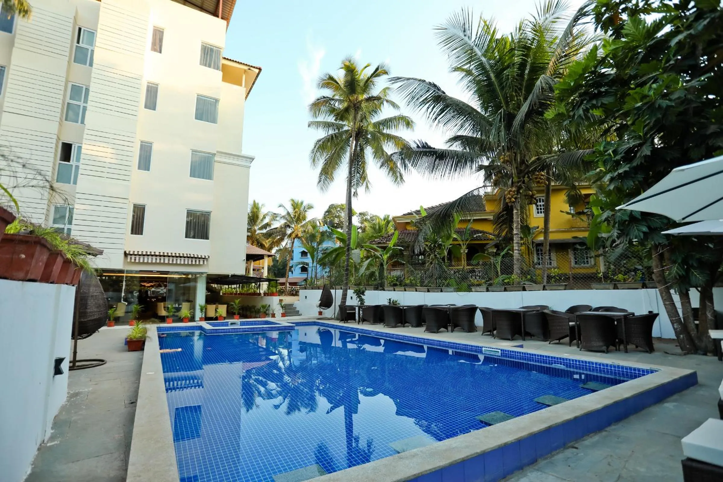 Swimming pool in Amara Grand Baga,Goa