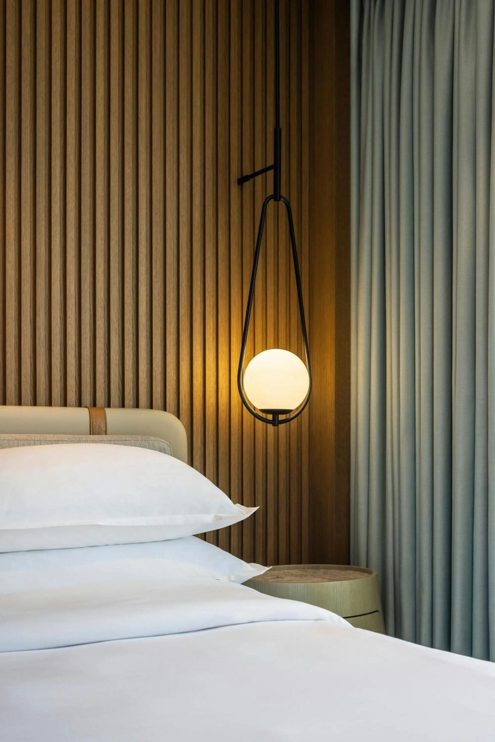 Photo of the whole room, Bed in Sheraton Grand Tel Aviv