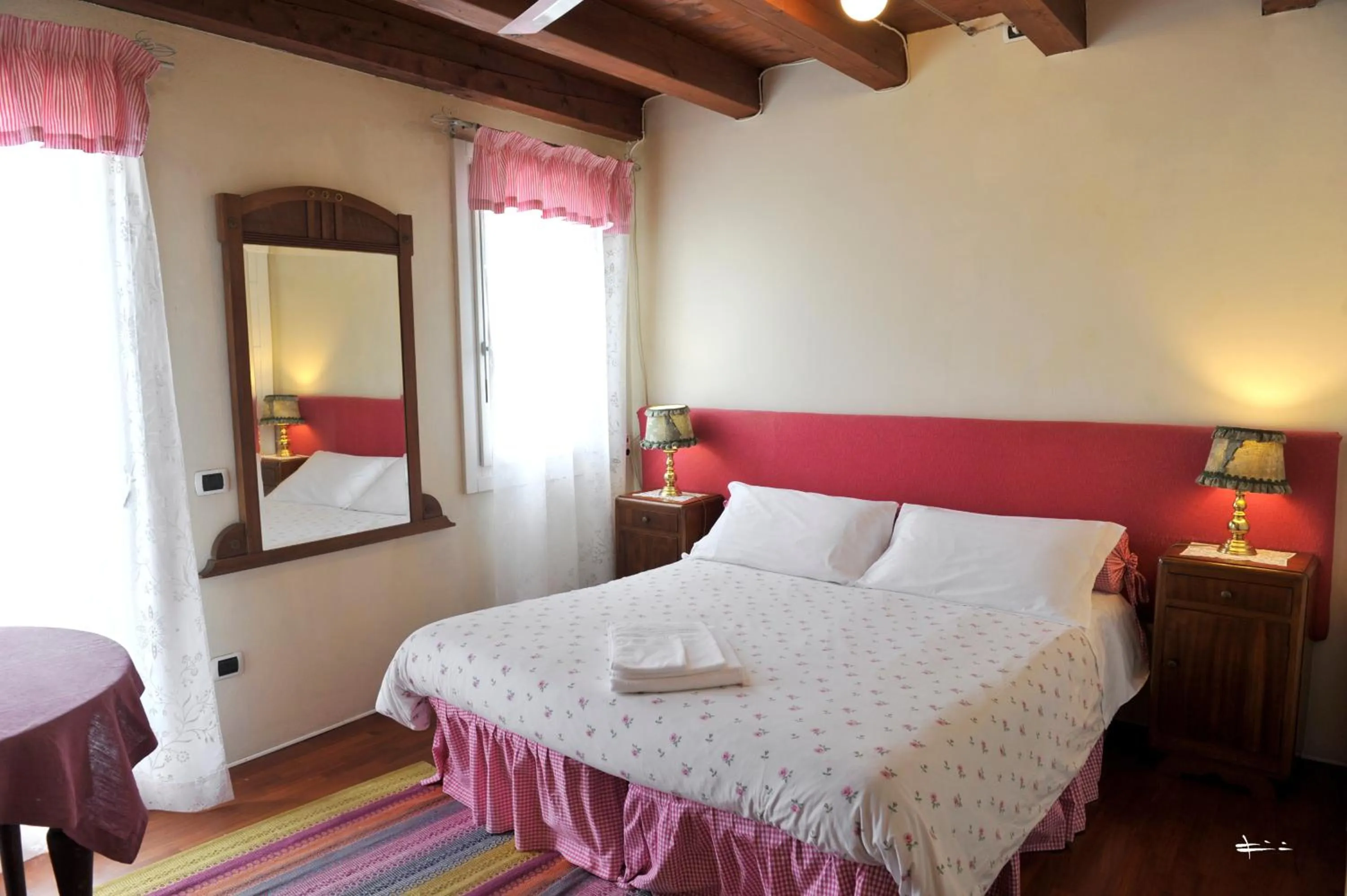 Photo of the whole room in B&B Vicenza San Rocco