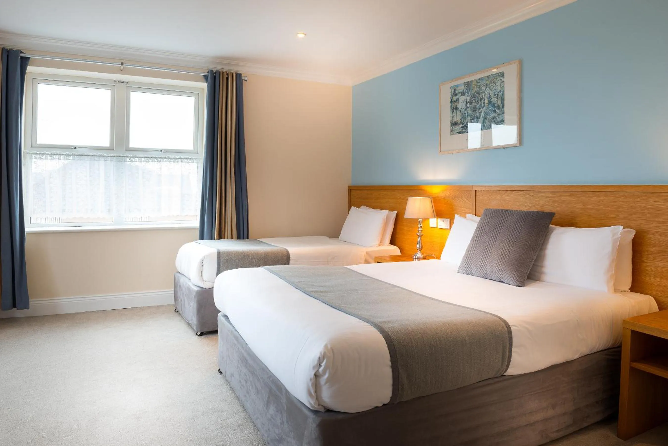 Bedroom, Bed in Hotel Ceann Sibeal