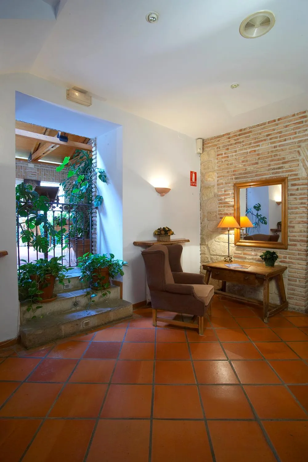 Decorative detail in Hotel Real Monasterio de San Zoilo