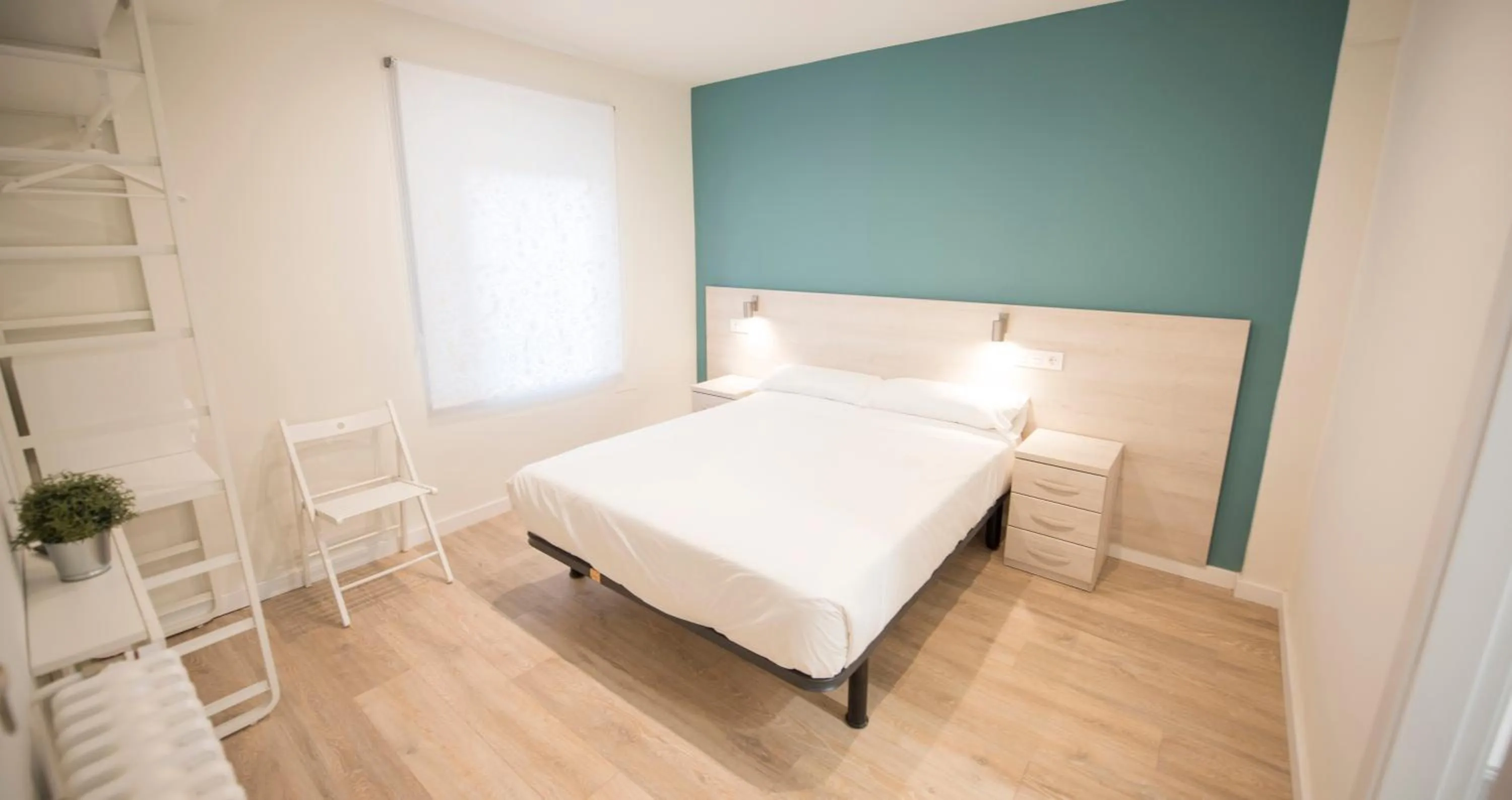 Photo of the whole room, Bed in Happy Hostal Carrales