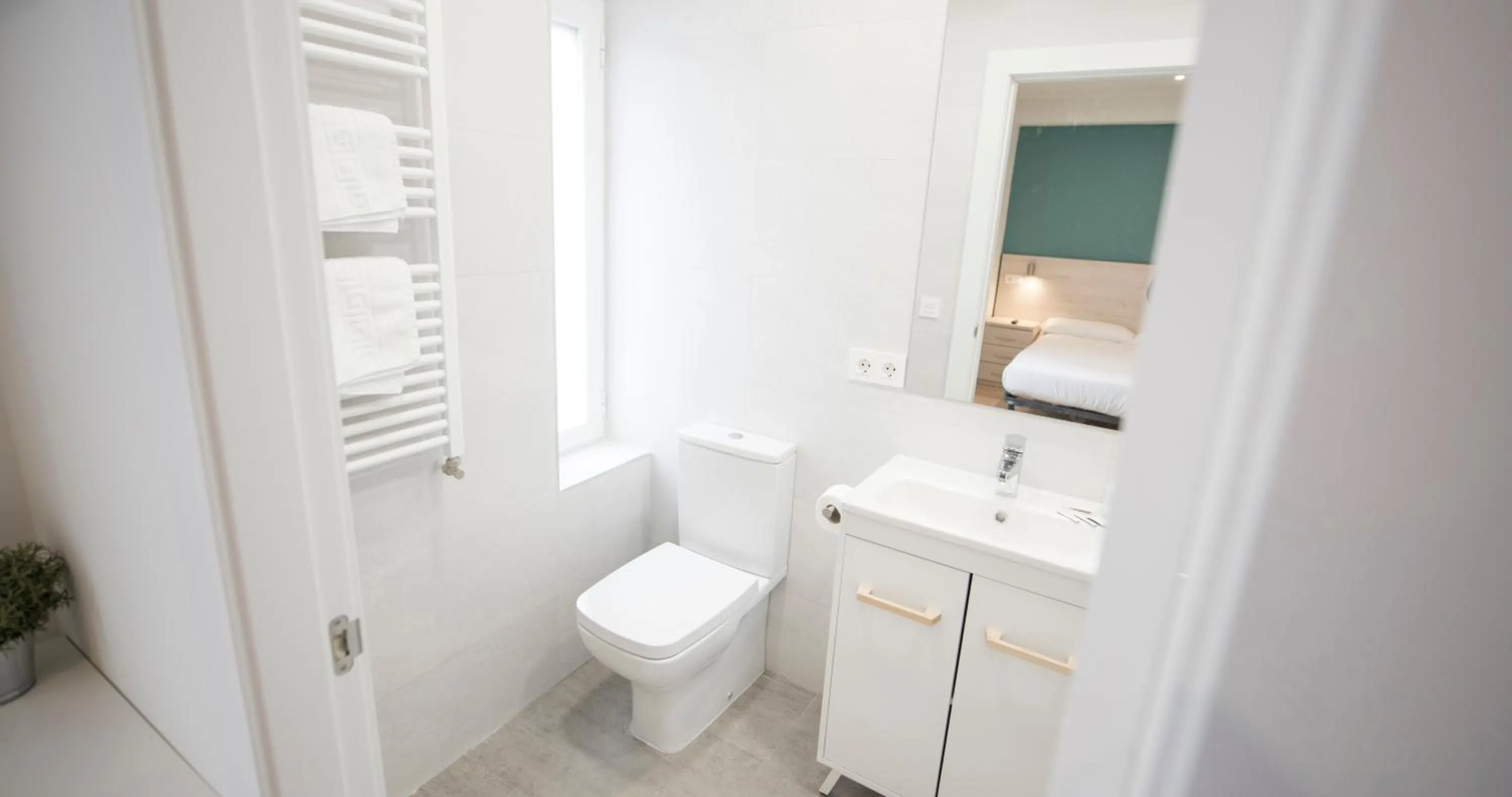 Shower in Happy Hostal Carrales