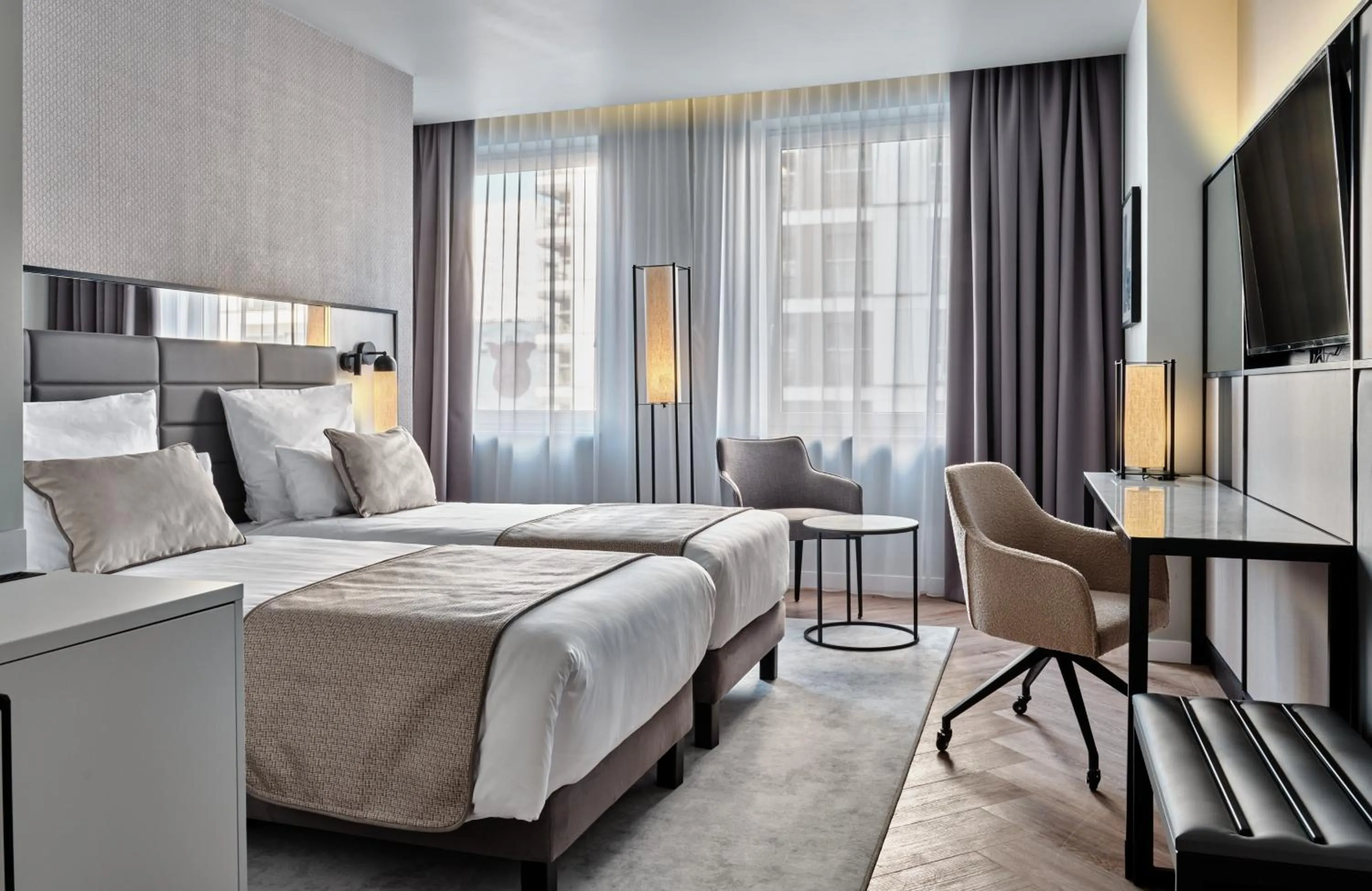 Bedroom, Bed in Leonardo Royal Hotel Warsaw