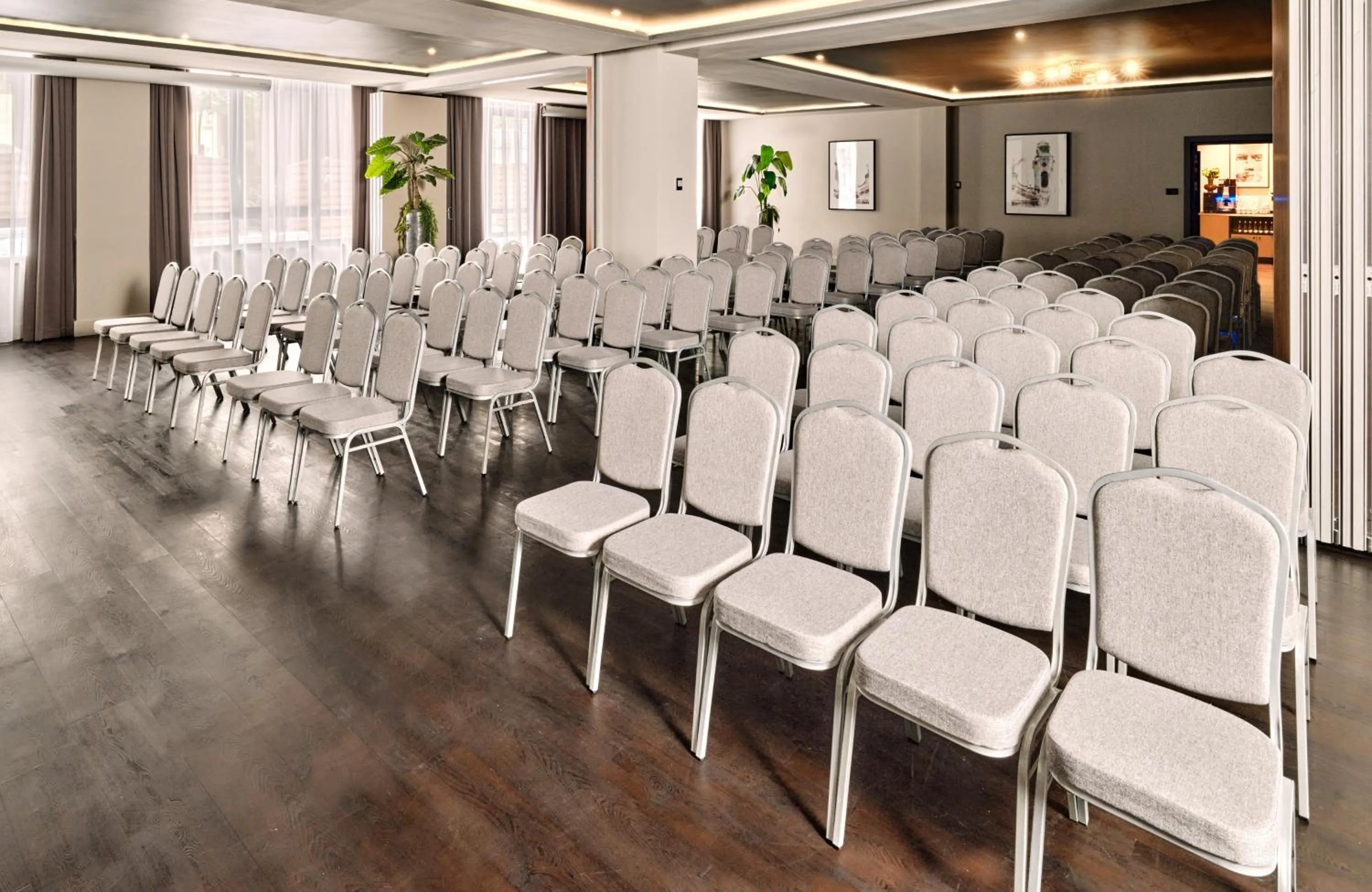 Meeting/conference room in Leonardo Royal Hotel Warsaw