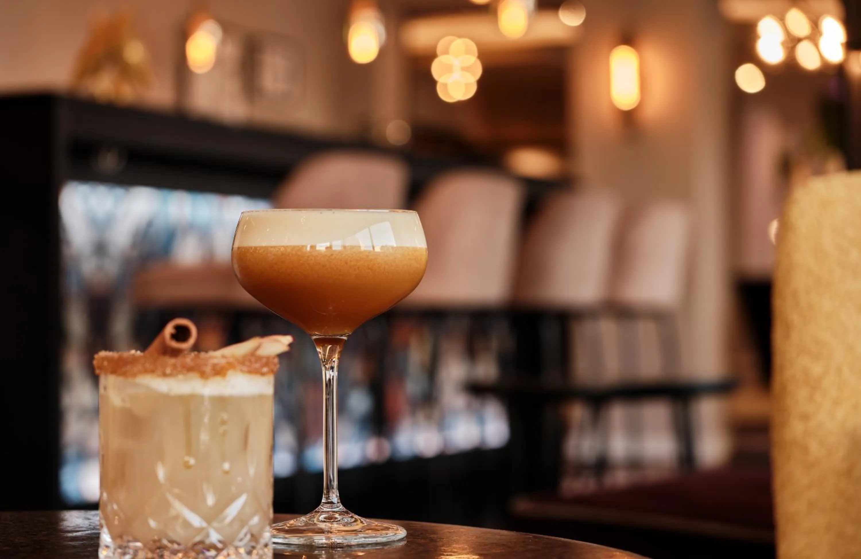 Lounge or bar in Leonardo Royal Hotel Warsaw