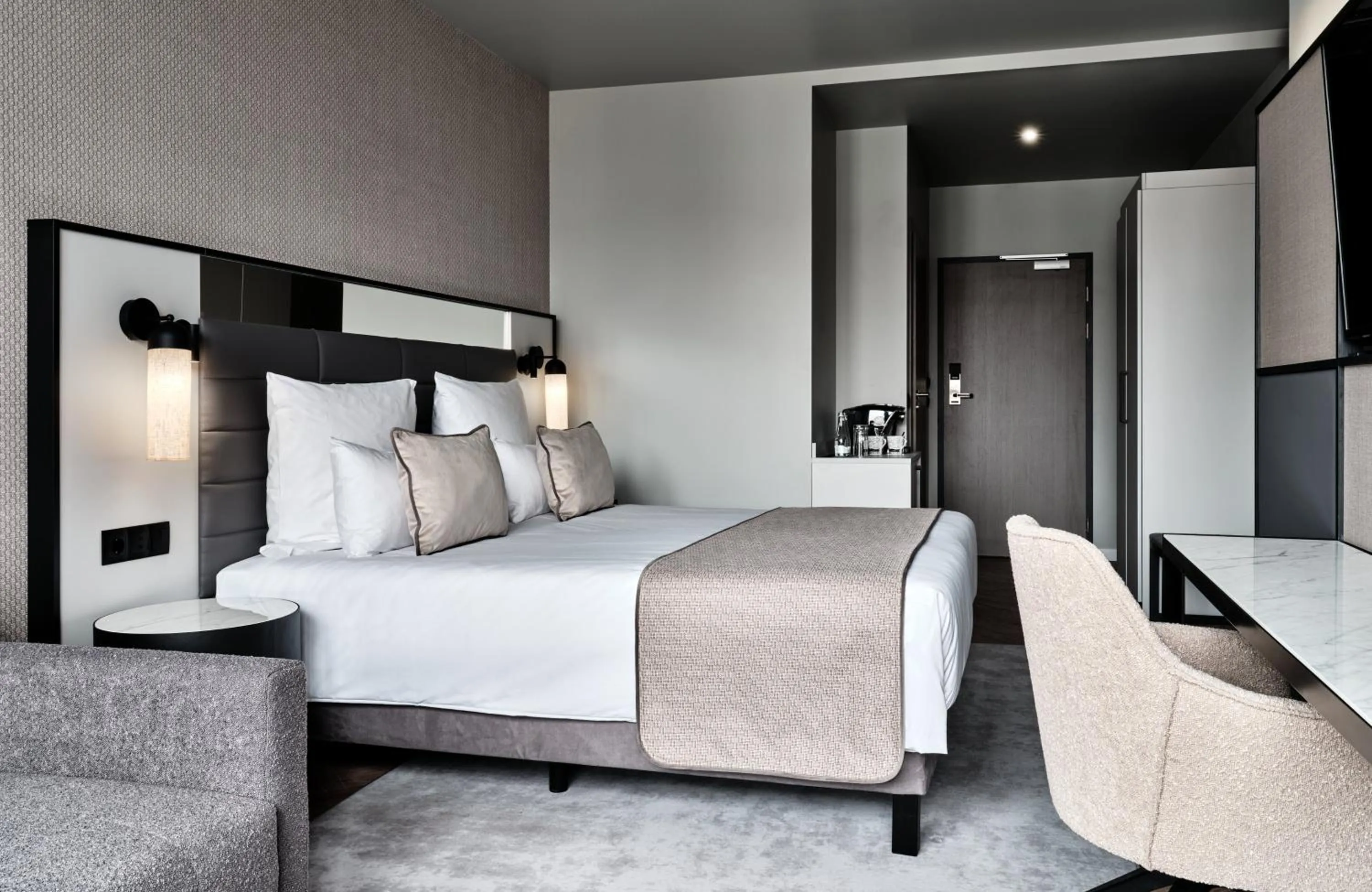 Photo of the whole room, Bed in Leonardo Royal Hotel Warsaw