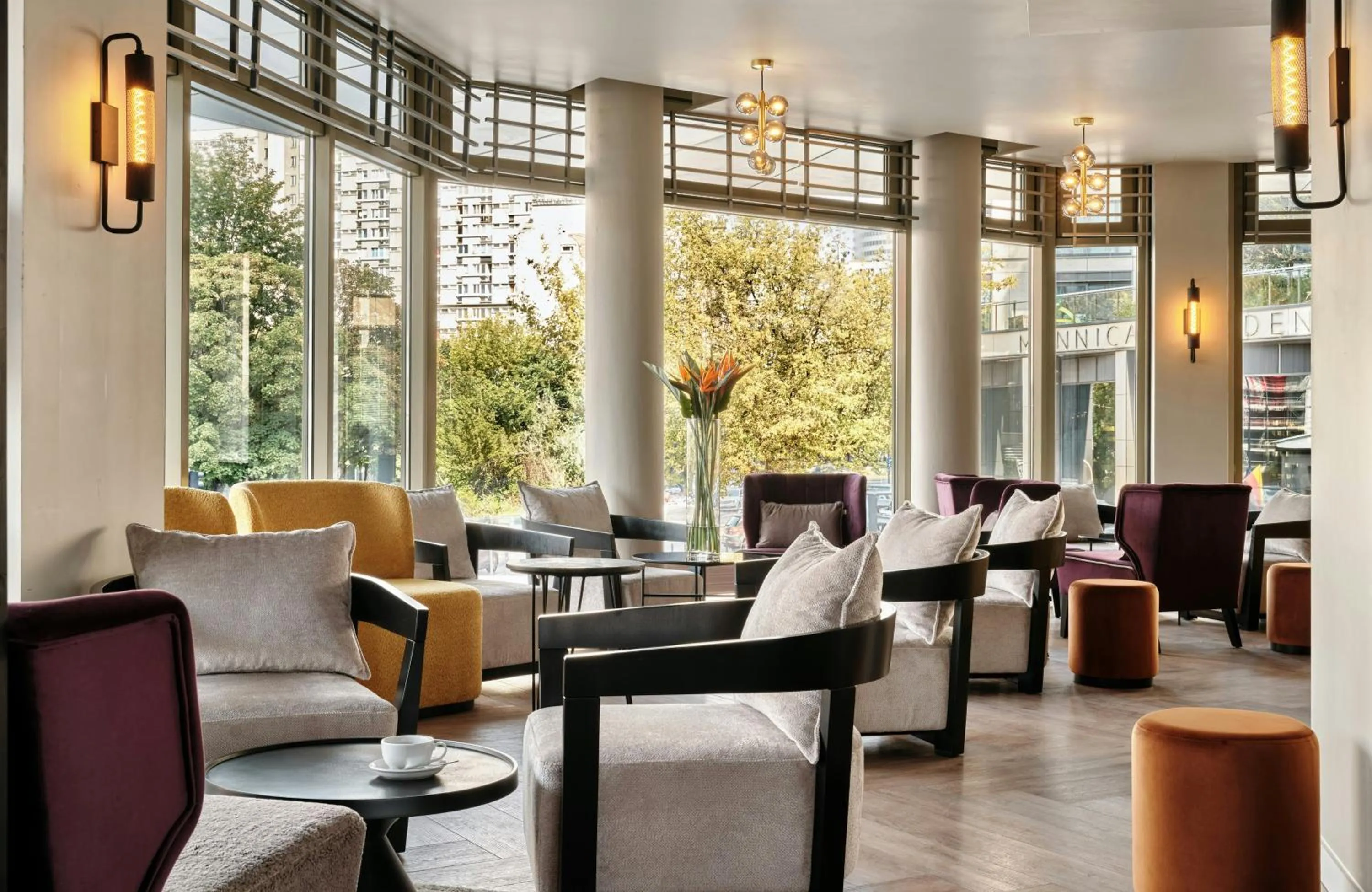 Restaurant/places to eat in Leonardo Royal Hotel Warsaw