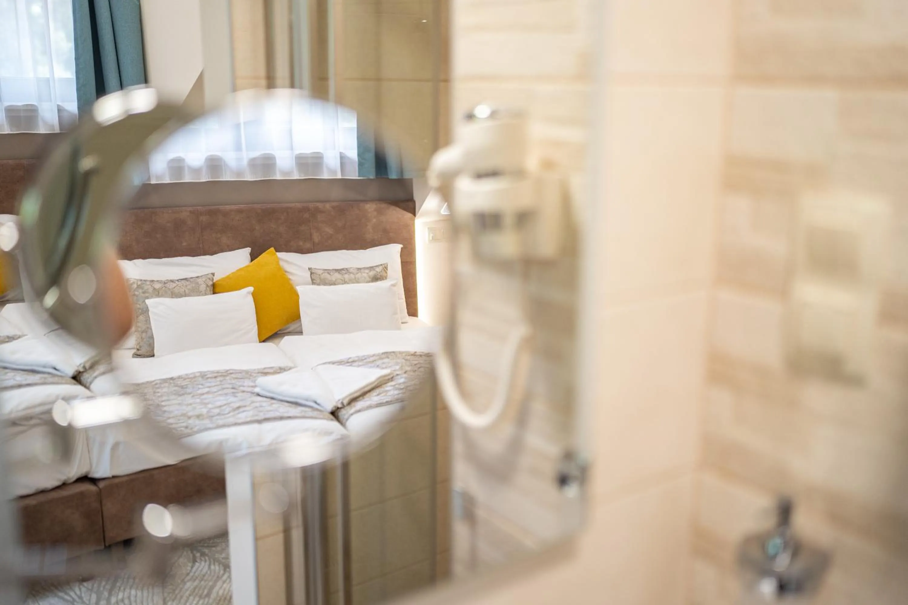 Bed in MeDoRa Park - Hotel MeDoRa***