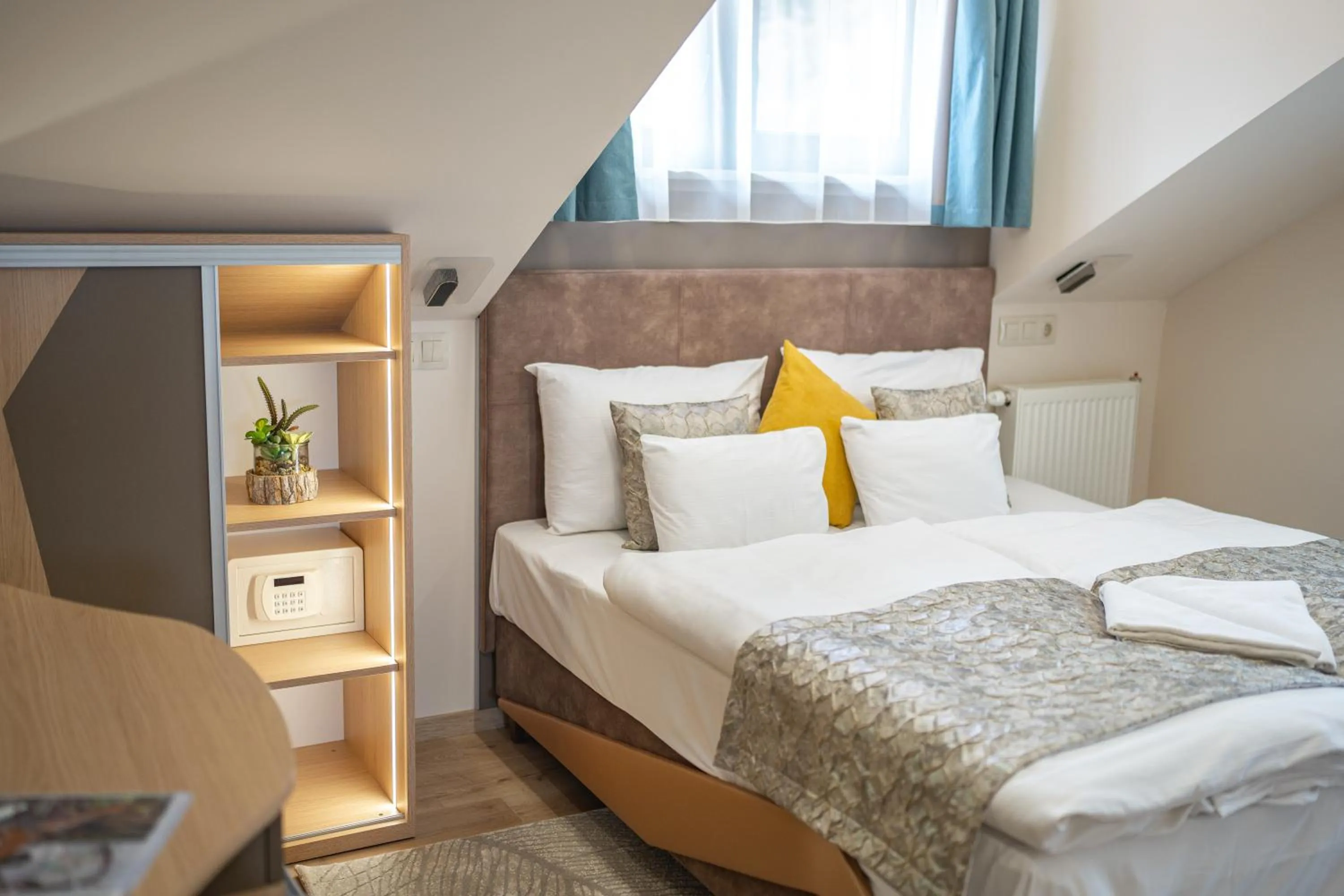 Bed in MeDoRa Park - Hotel MeDoRa***