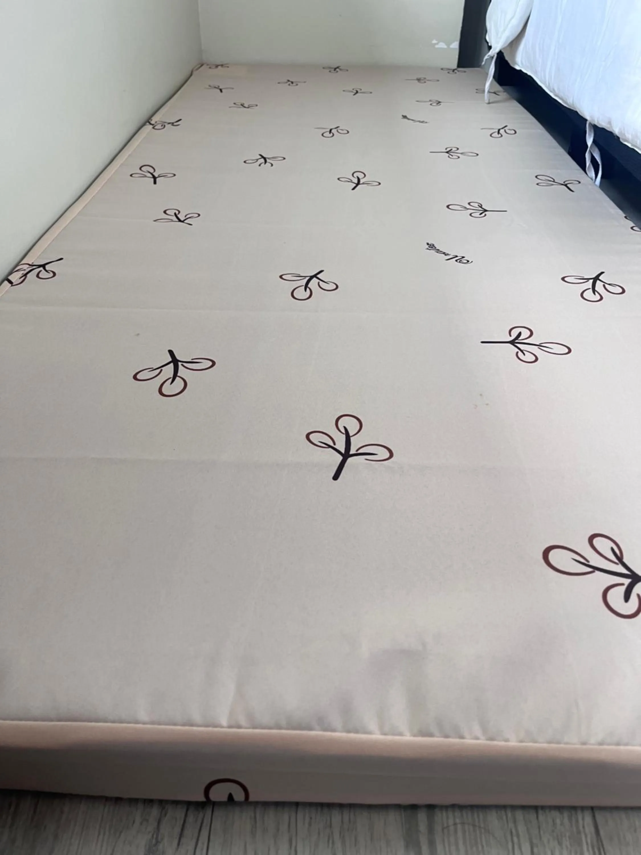 Bed in Staycation condo with pool near SM Tungko, Bulacan