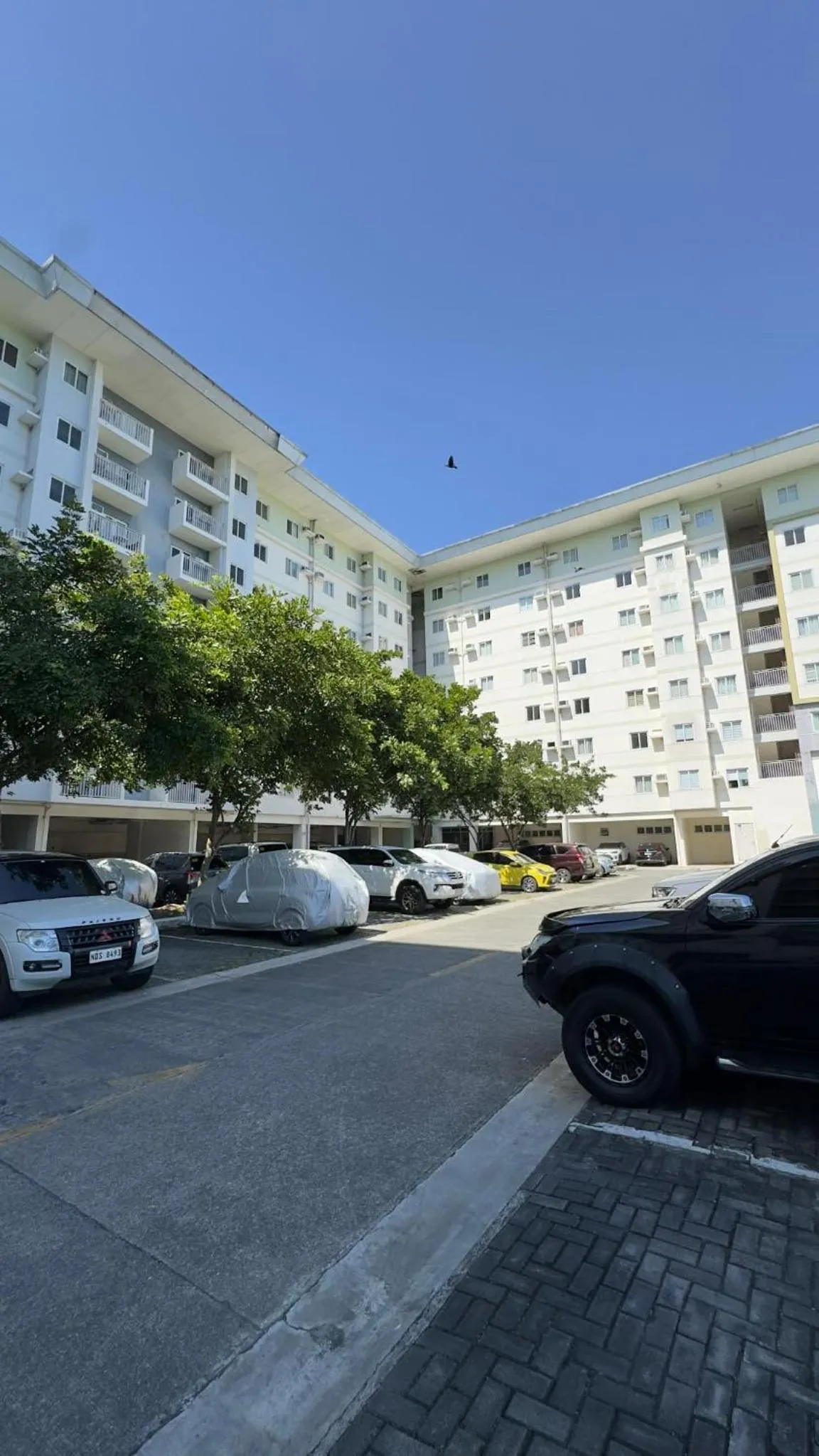 Staycation condo with pool near SM Tungko, Bulacan