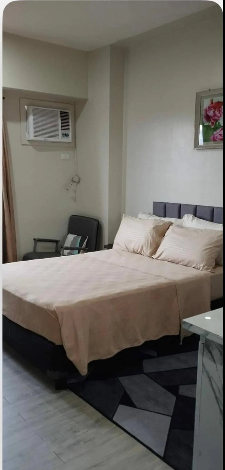 Bed in Staycation condo with pool near SM Tungko, Bulacan