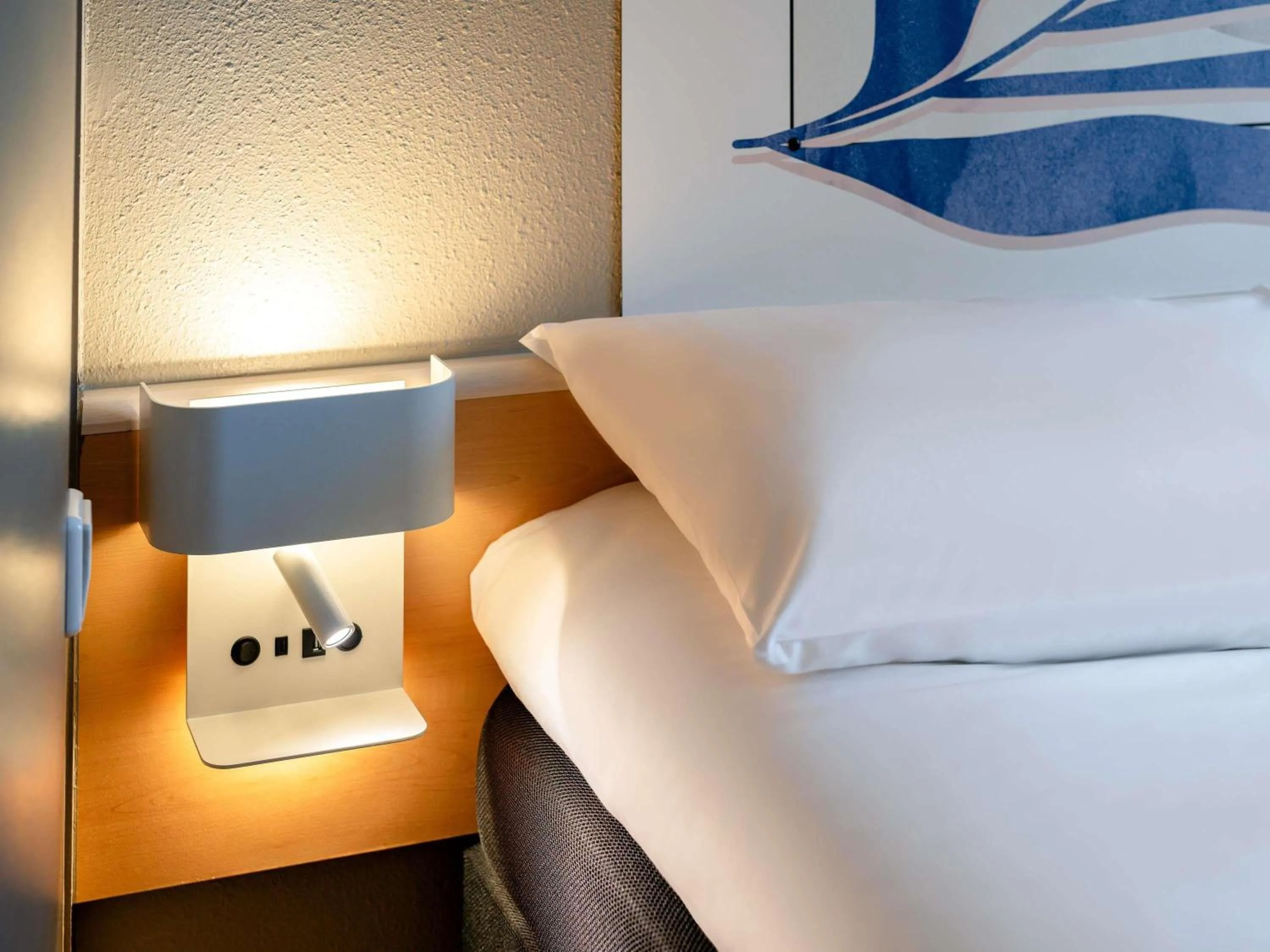 Bedroom, Bed in ibis Heilbronn City