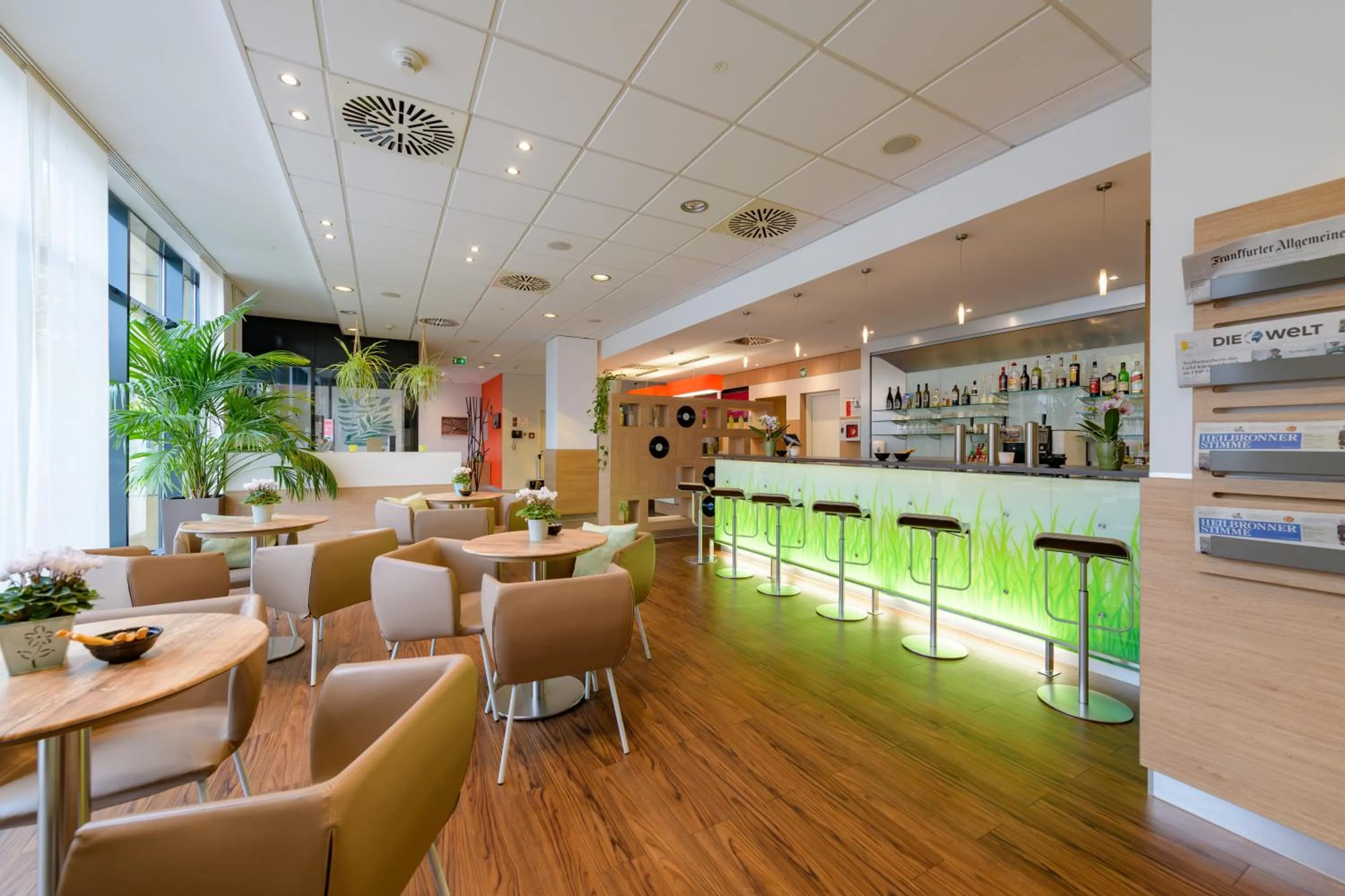 Lounge or bar in ibis Heilbronn City