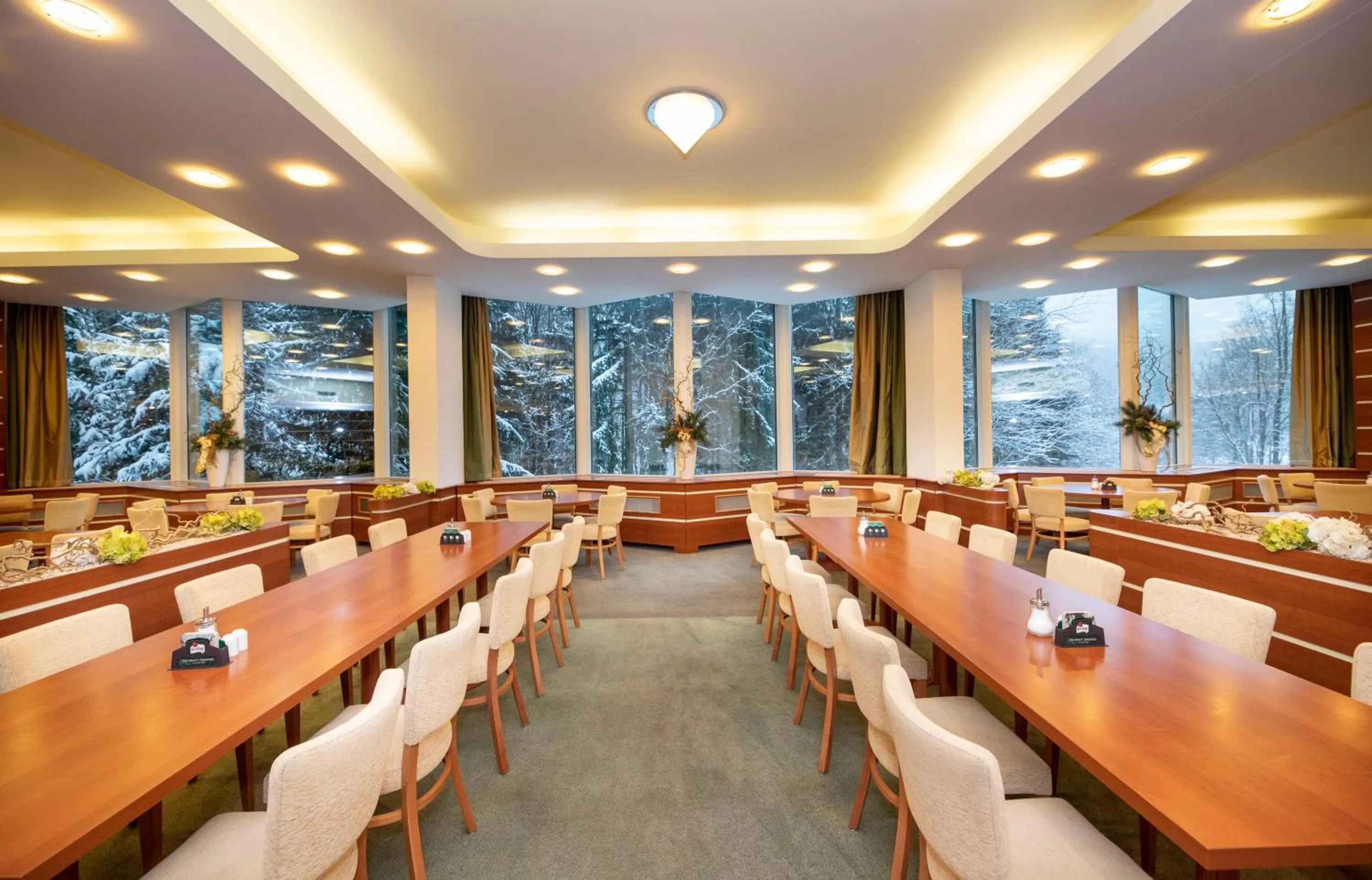 Restaurant/places to eat in Horský hotel Montana