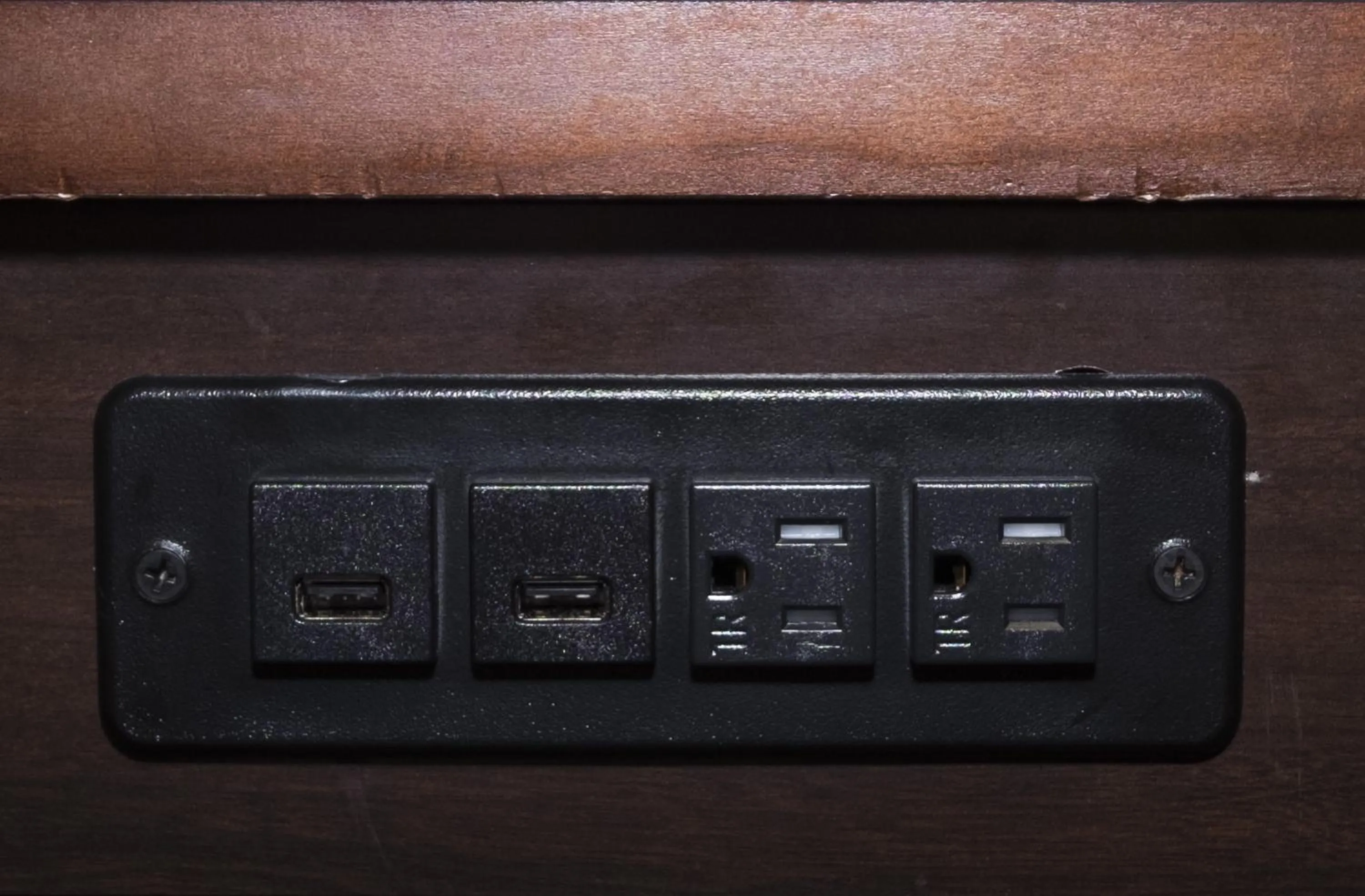 Photo of the whole room in Red Roof Inn PLUS+ Columbus Downtown - Convention Center