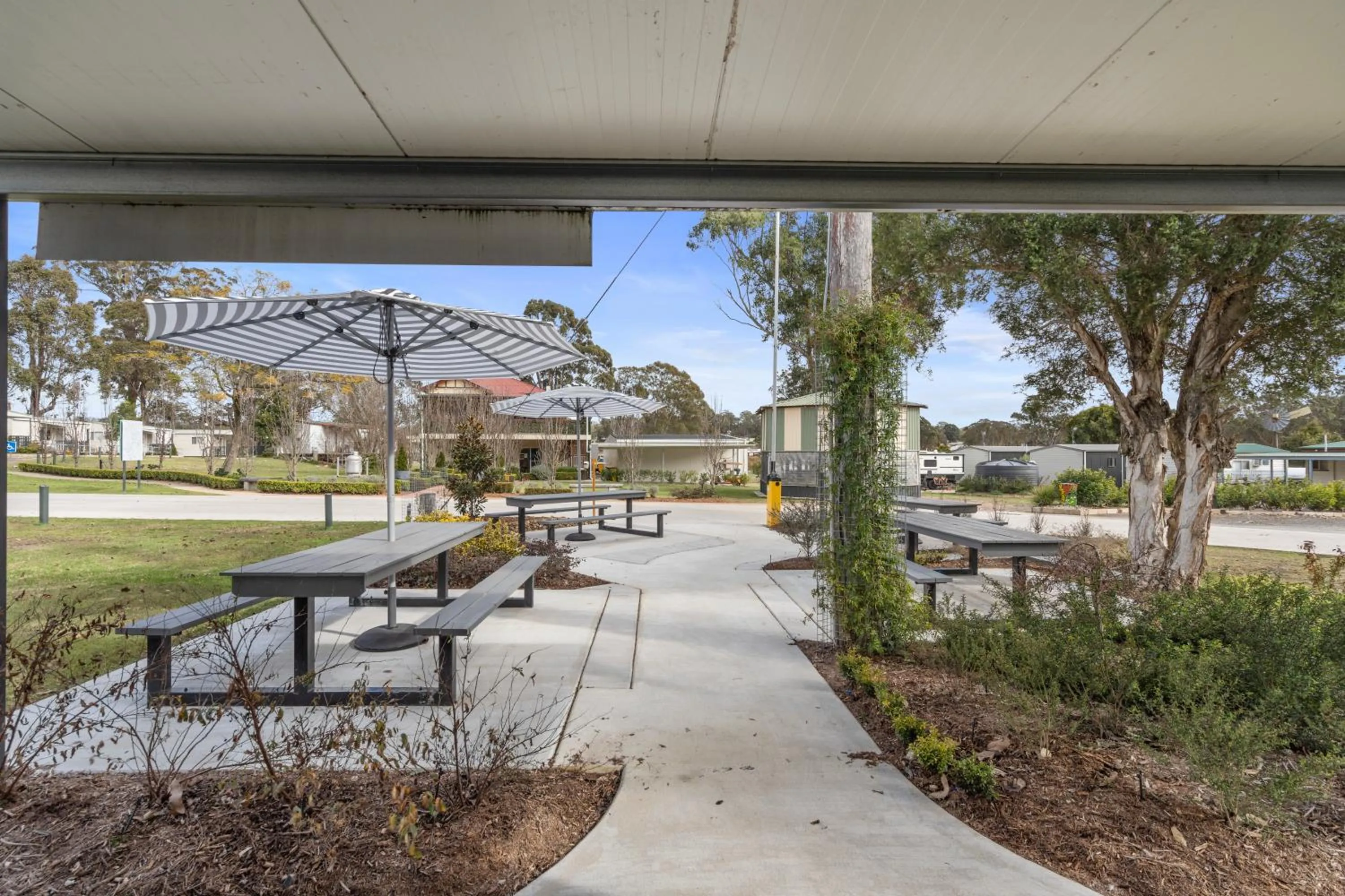 Garden in Crows Nest Tourist Park