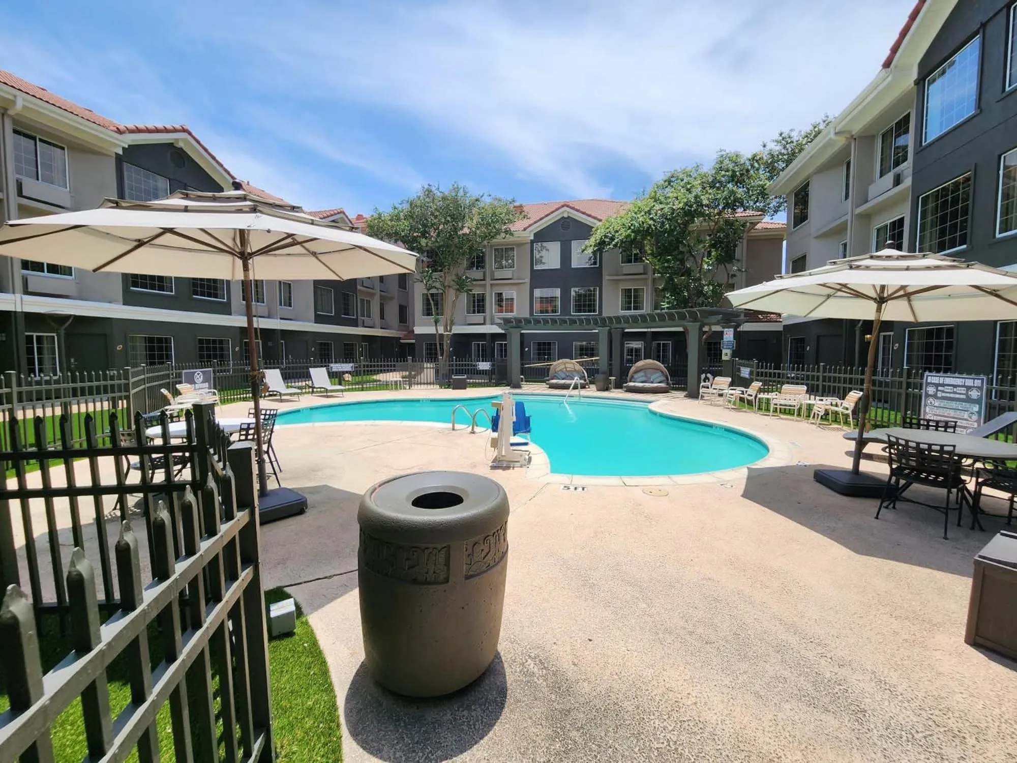Swimming pool in La Quinta by Wyndham Dallas - Addison Galleria