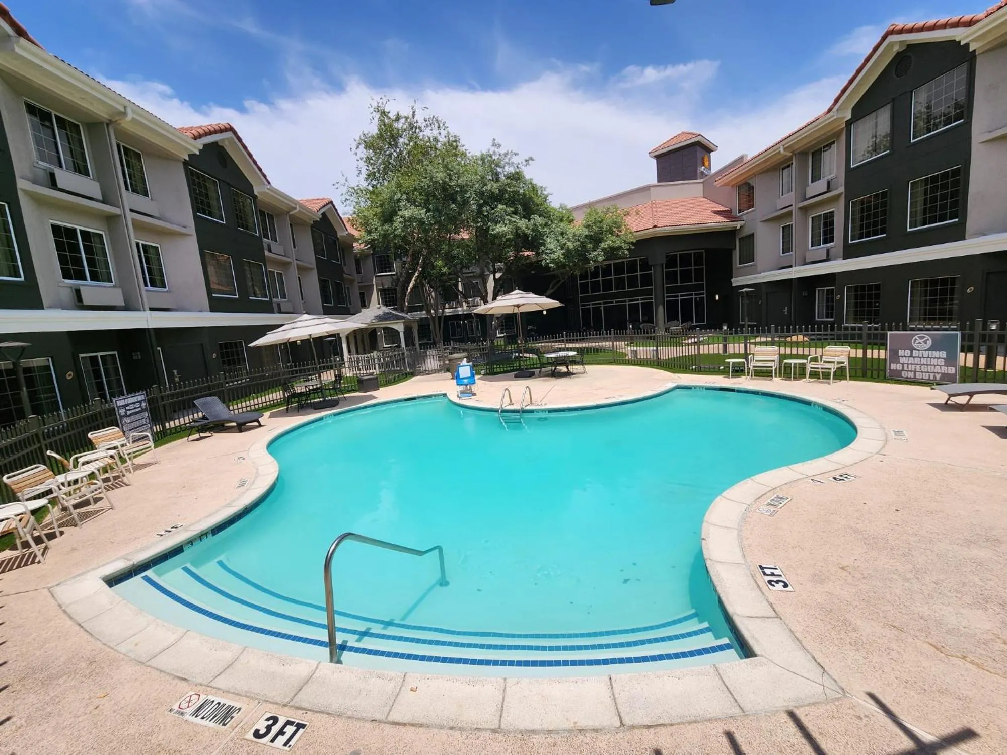 Swimming pool in La Quinta by Wyndham Dallas - Addison Galleria