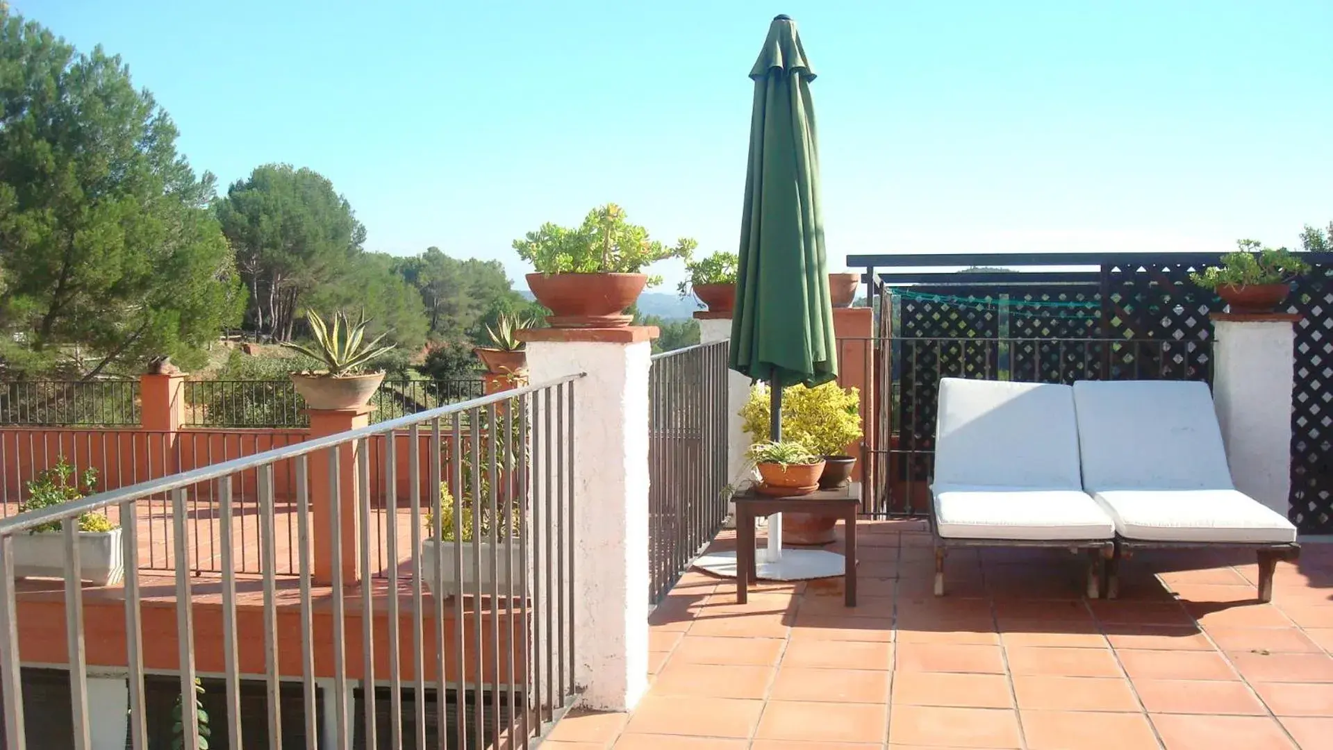 Suite with Spa Bath in Comarquinal Bioresort Penedes Suite with Spa Bath in Comarquinal Bioresort Penedes