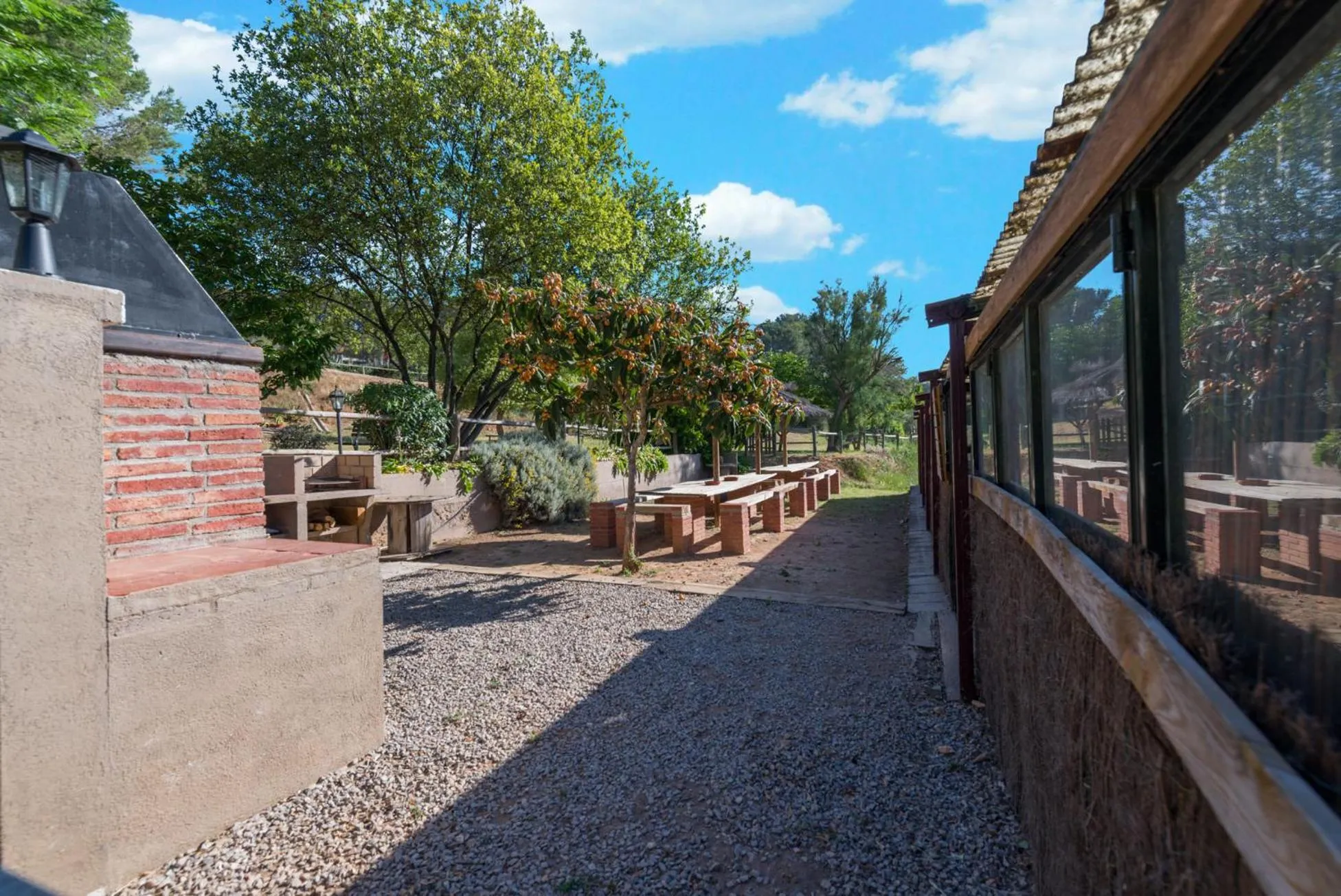 BBQ facilities in Comarquinal Bioresort Penedes