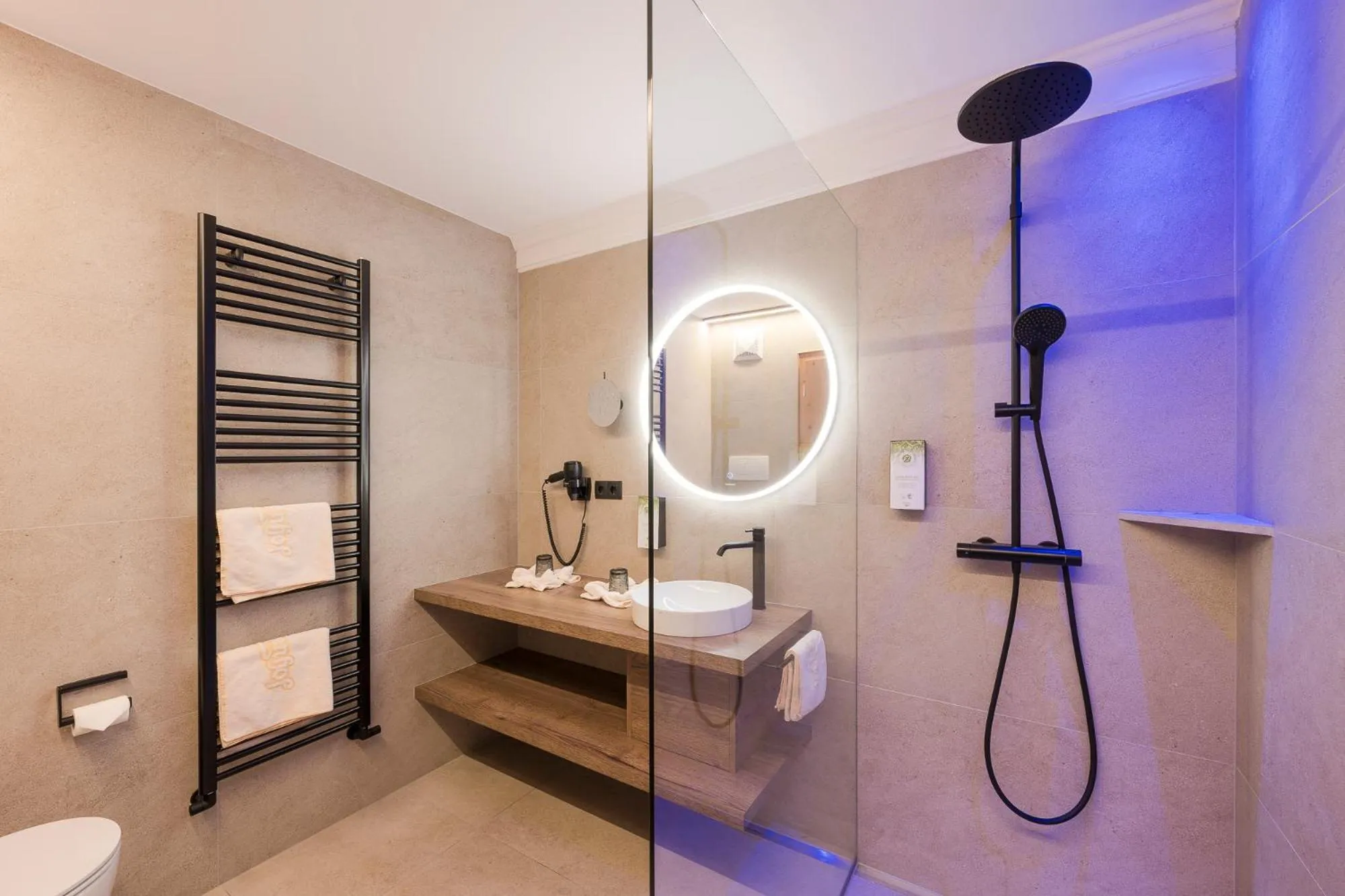 Shower in Hotel Lärchenhof