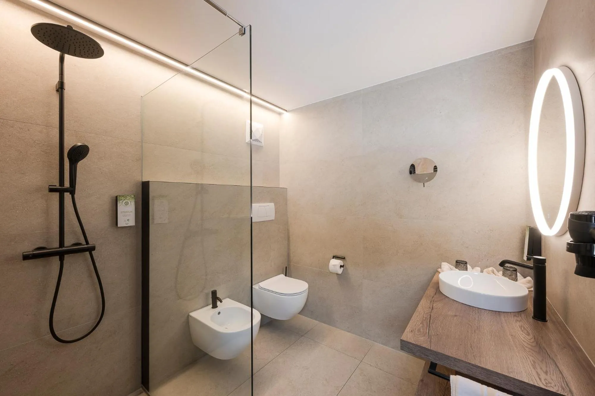 Shower in Hotel Lärchenhof