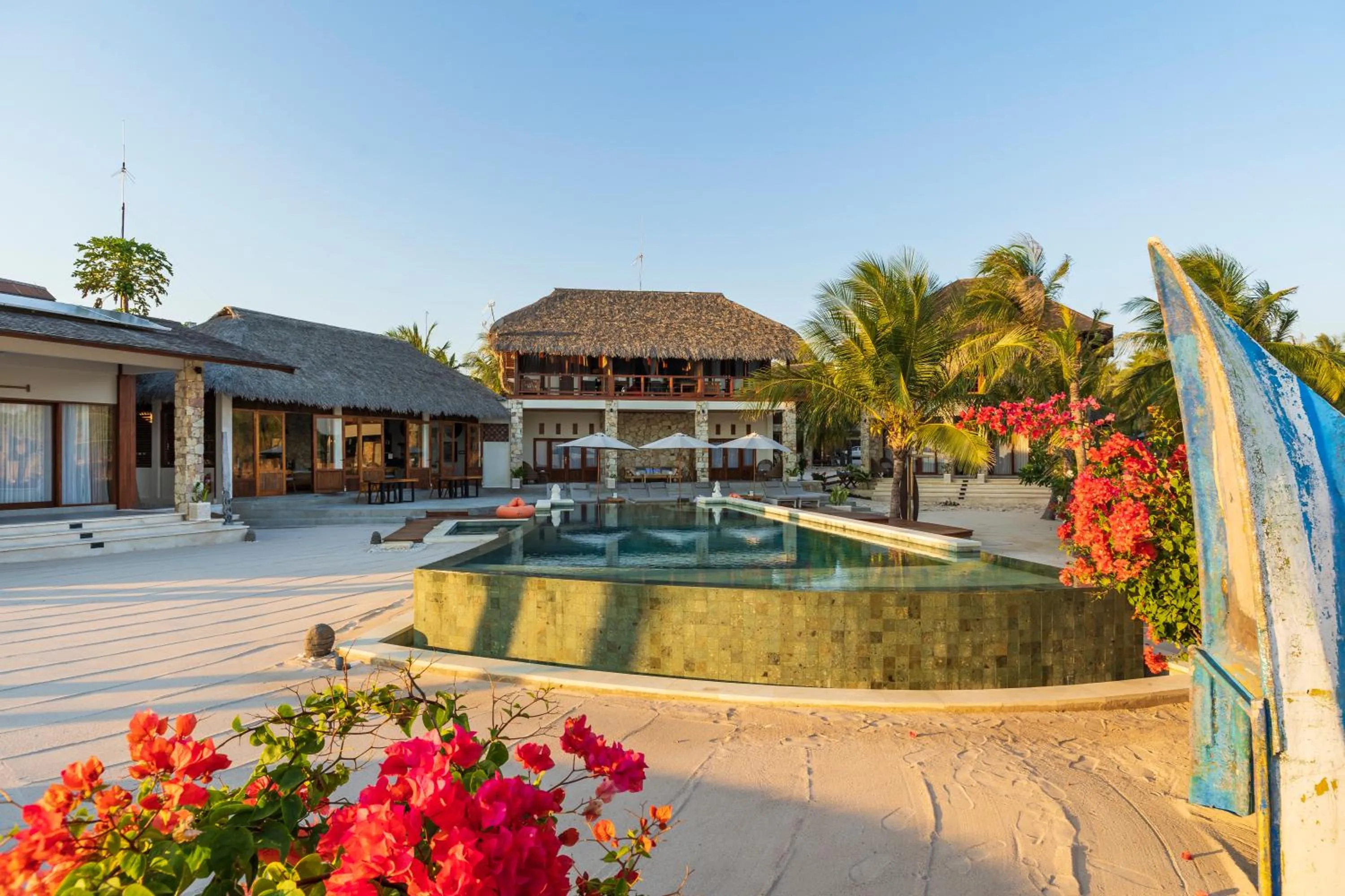 Swimming pool in Manduna Resort