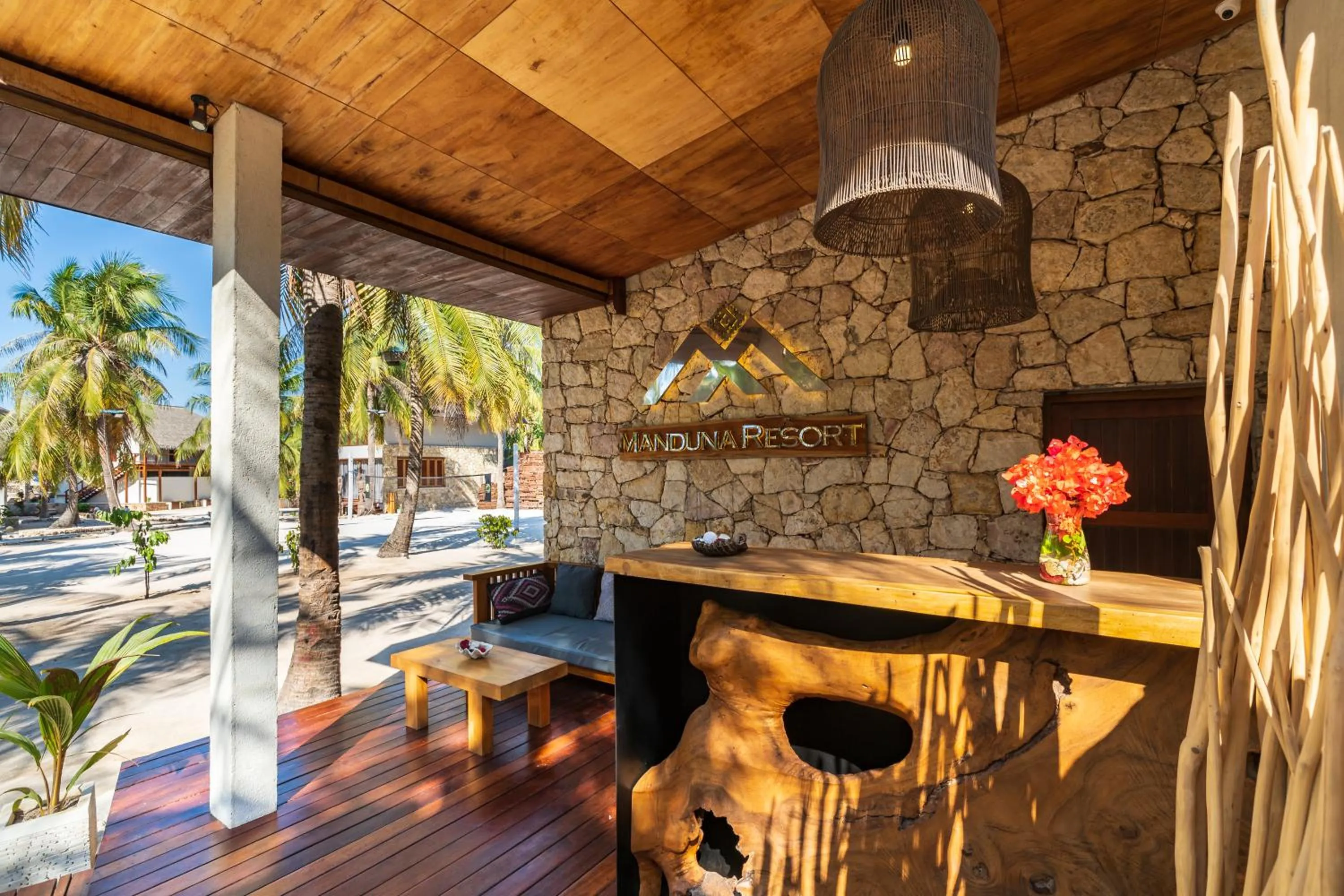 Facade/entrance in Manduna Resort