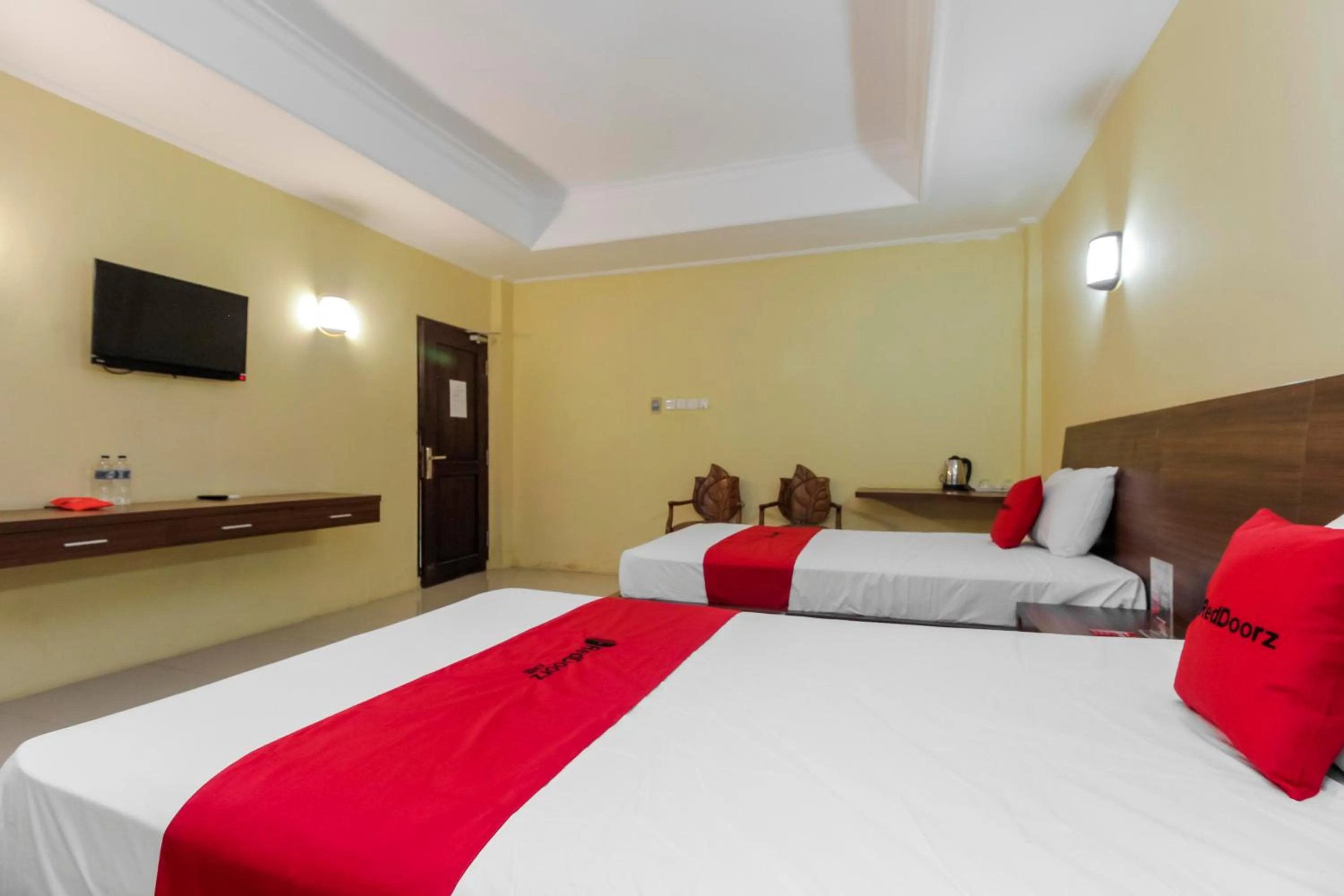 Bedroom, Bed in RedDoorz near Taman Samarendah Samarinda