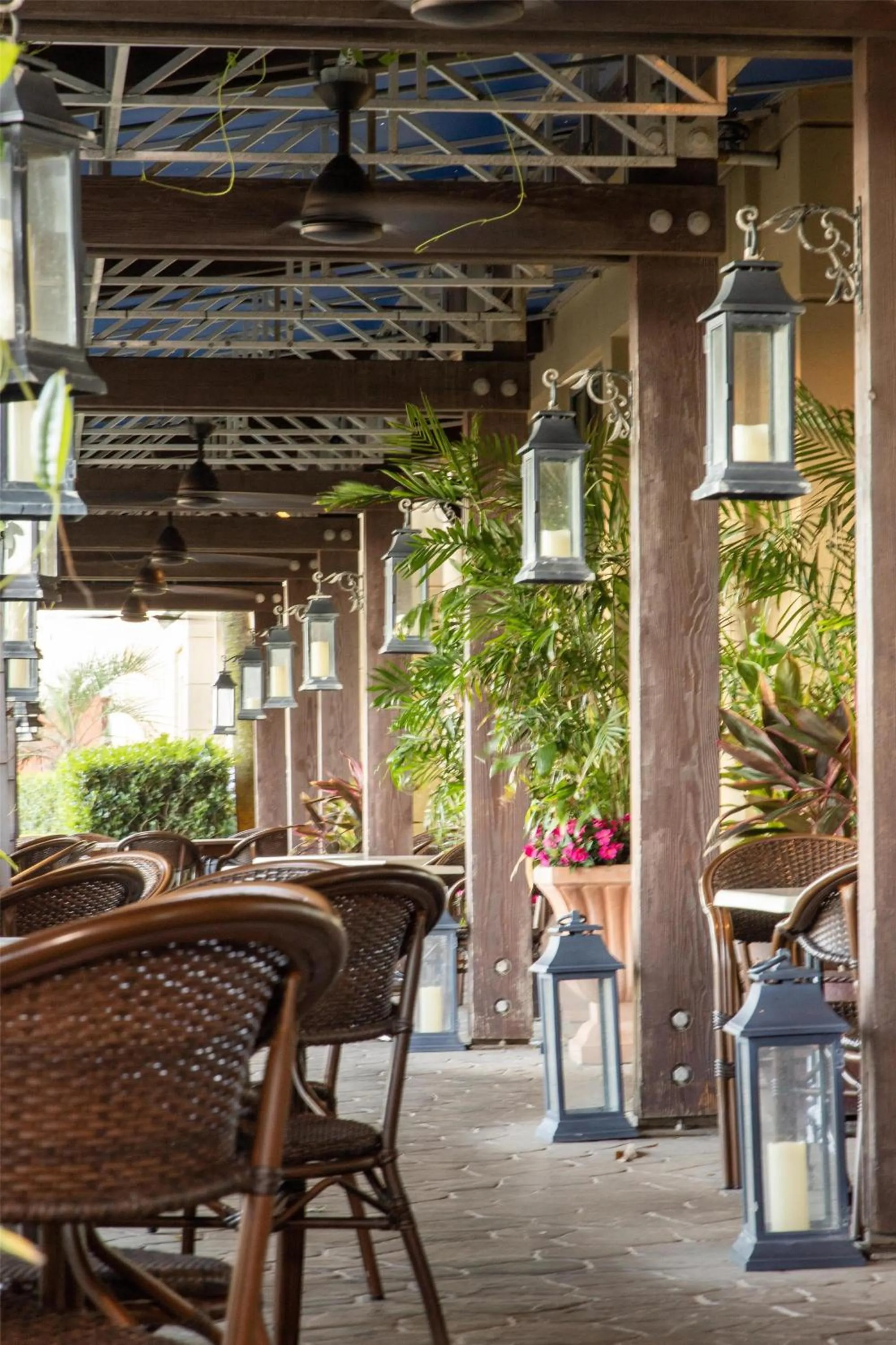 Restaurant/places to eat in Hilton Virginia Beach Oceanfront