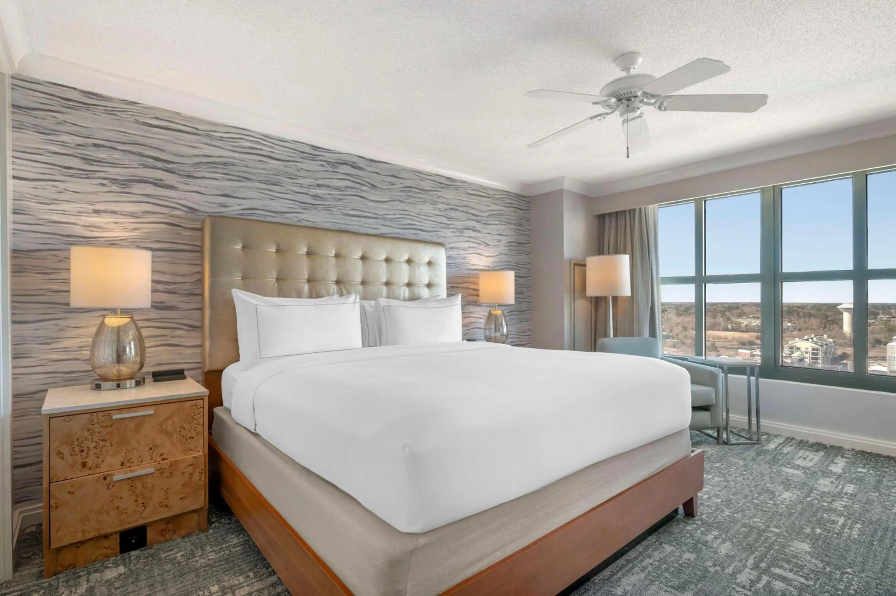 Bed in Hilton Virginia Beach Oceanfront
