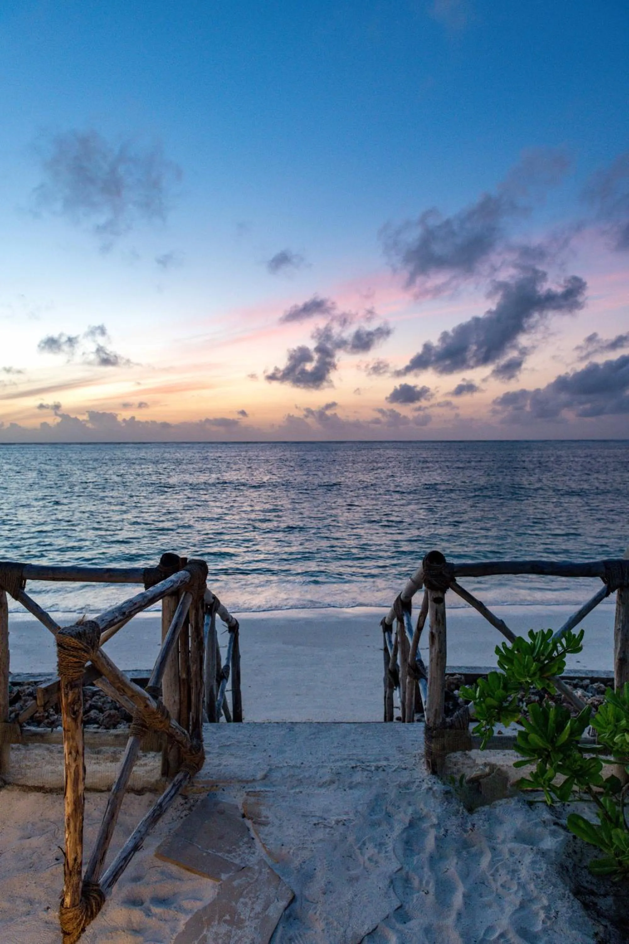 Beach in Clove Island Villas & Spa