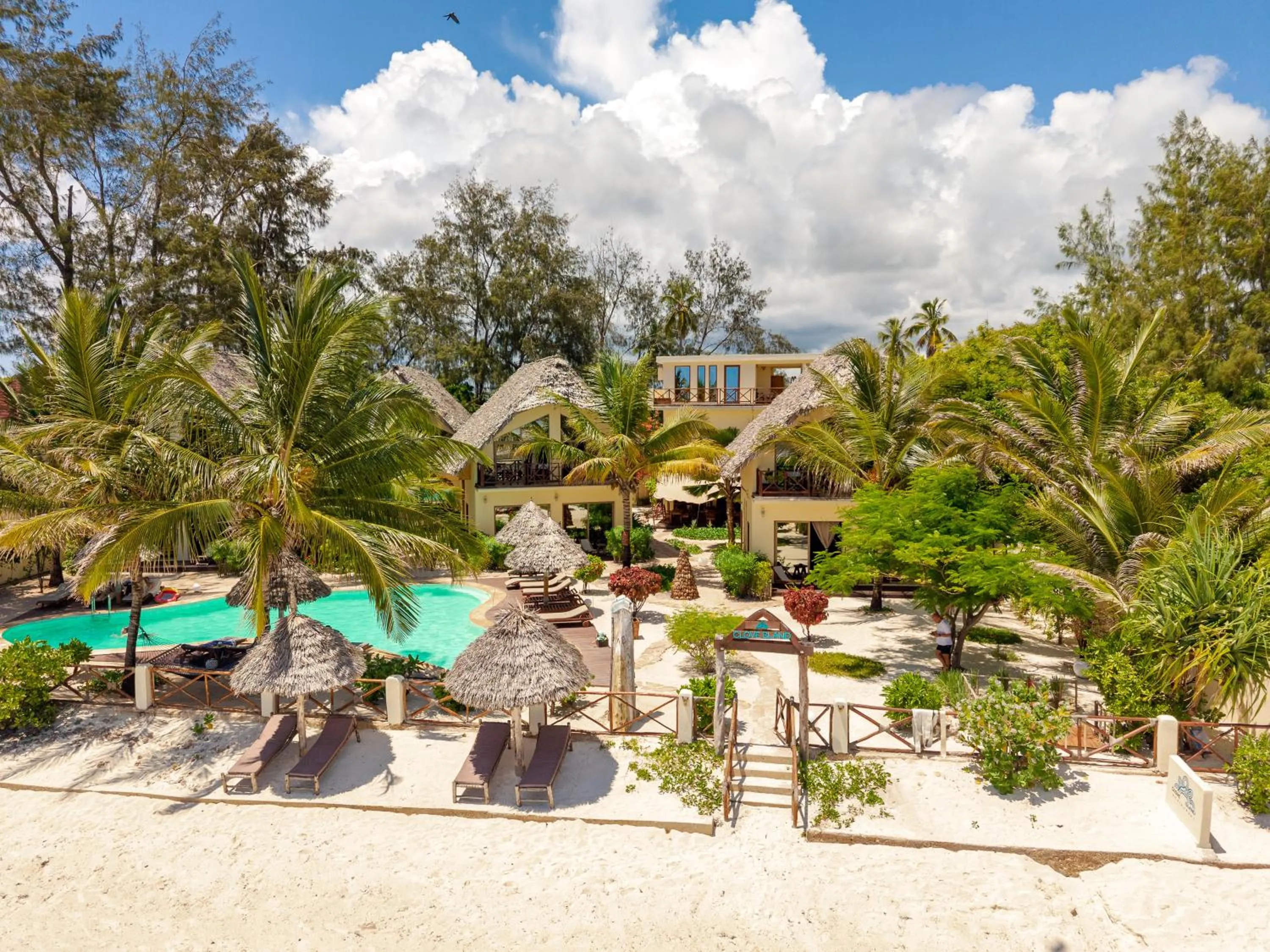 Property building in Clove Island Villas & Spa