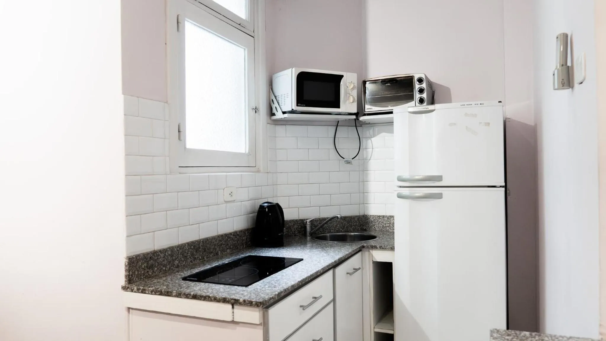 Kitchen or kitchenette in RentUp Suites - San Telmo, Moreno 820