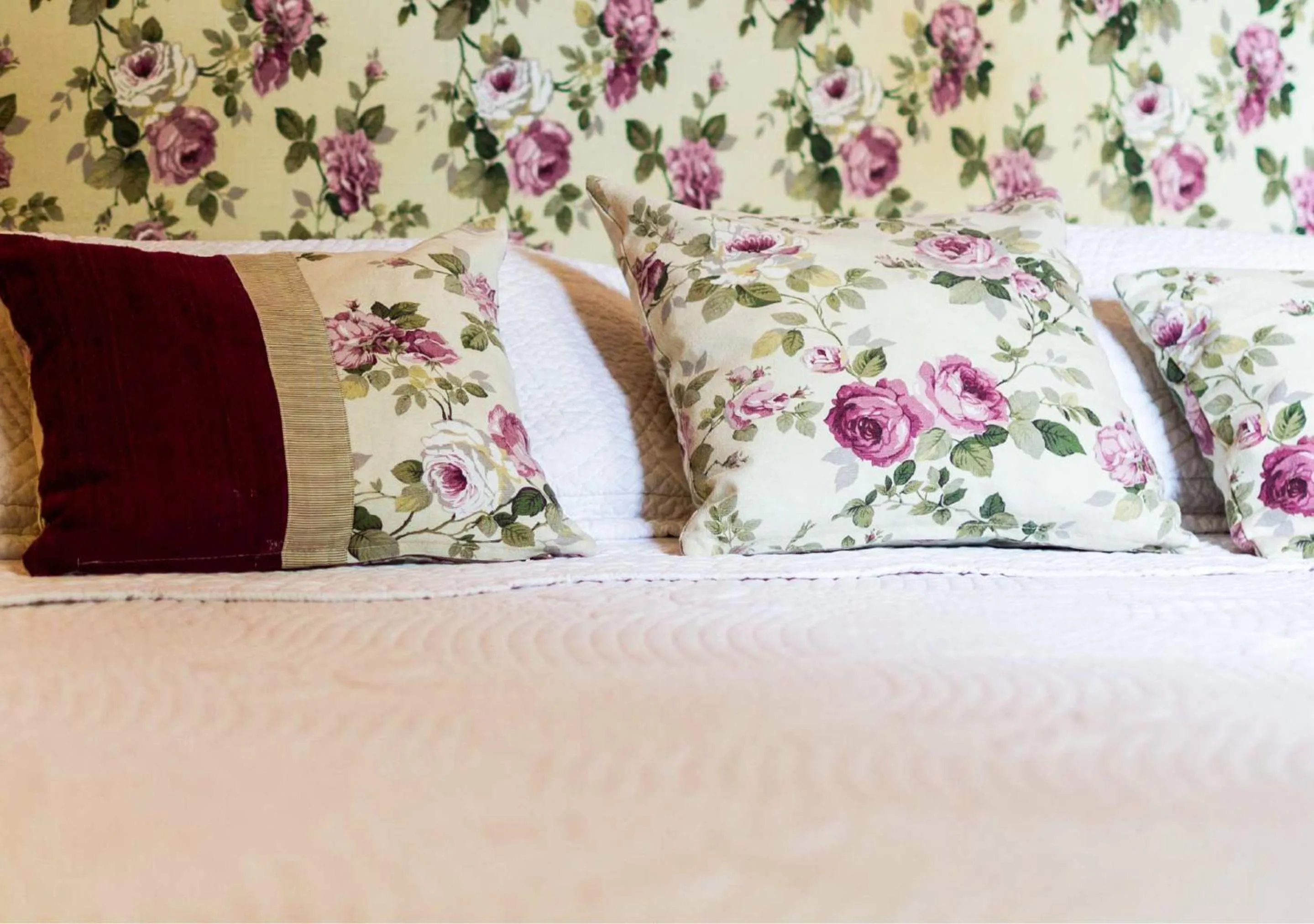 Bed in Moreno 820 by DOT Suites