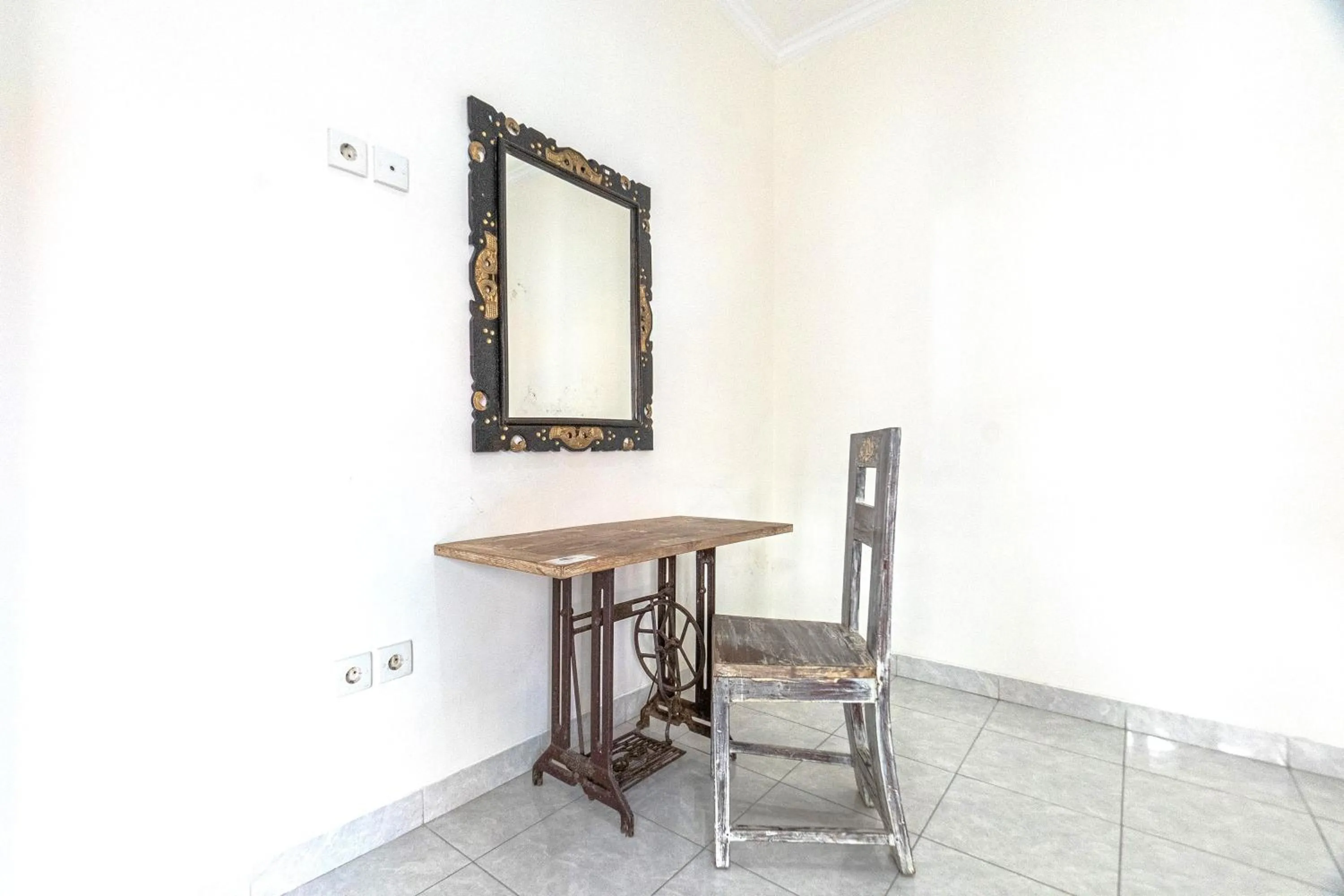 Bedroom in Azalea Homestay & Villa