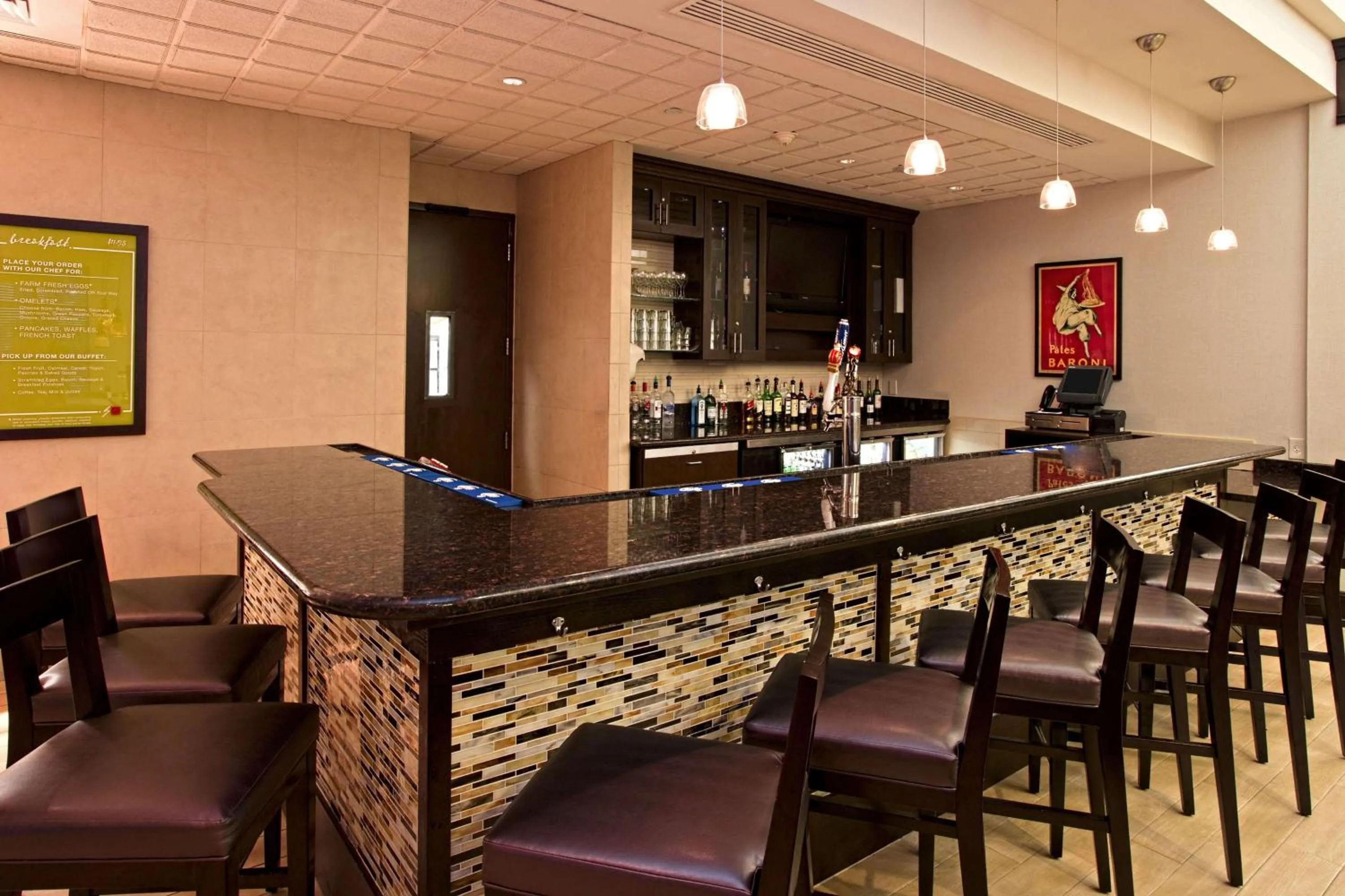 Lounge or bar in Hilton Garden Inn West Palm Beach Airport