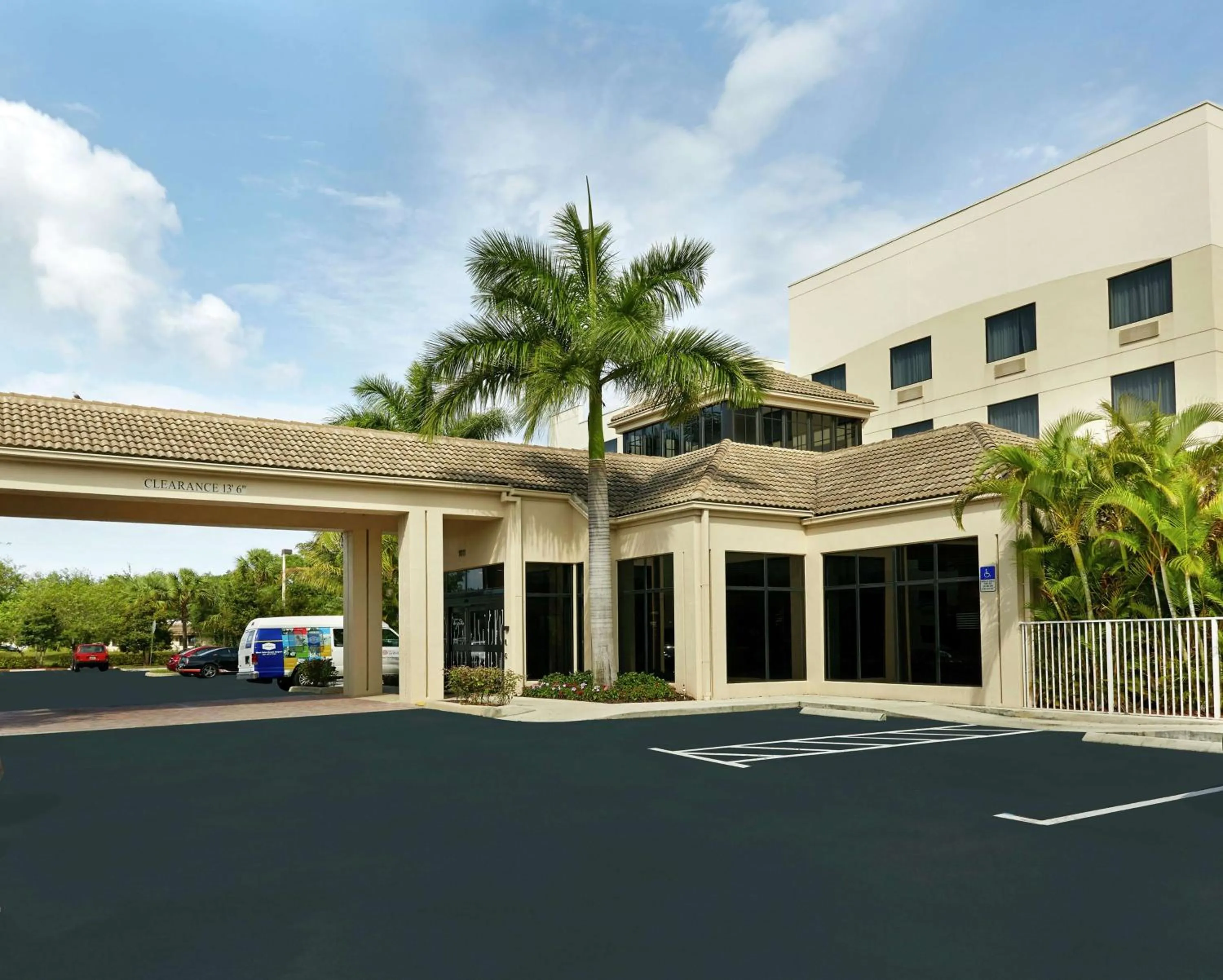 Property building in Hilton Garden Inn West Palm Beach Airport