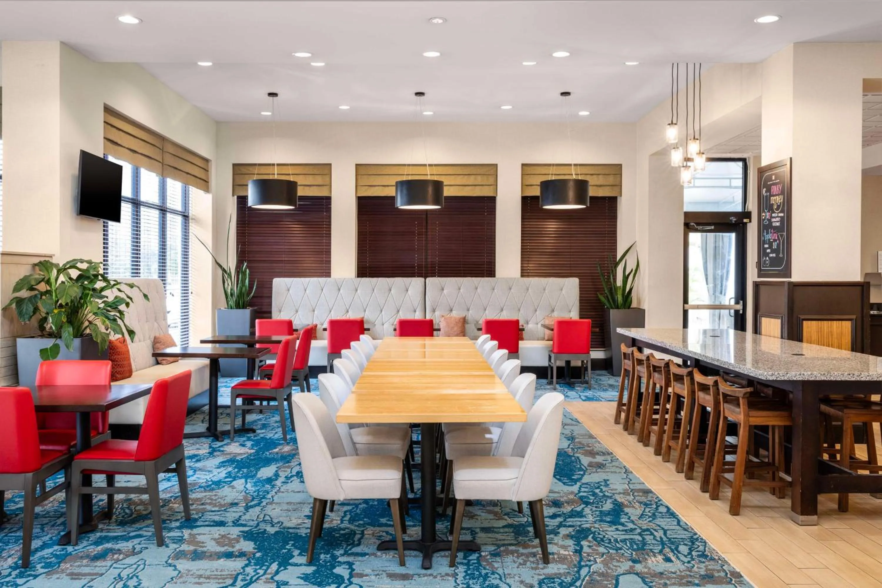 Restaurant/places to eat in Hilton Garden Inn West Palm Beach Airport