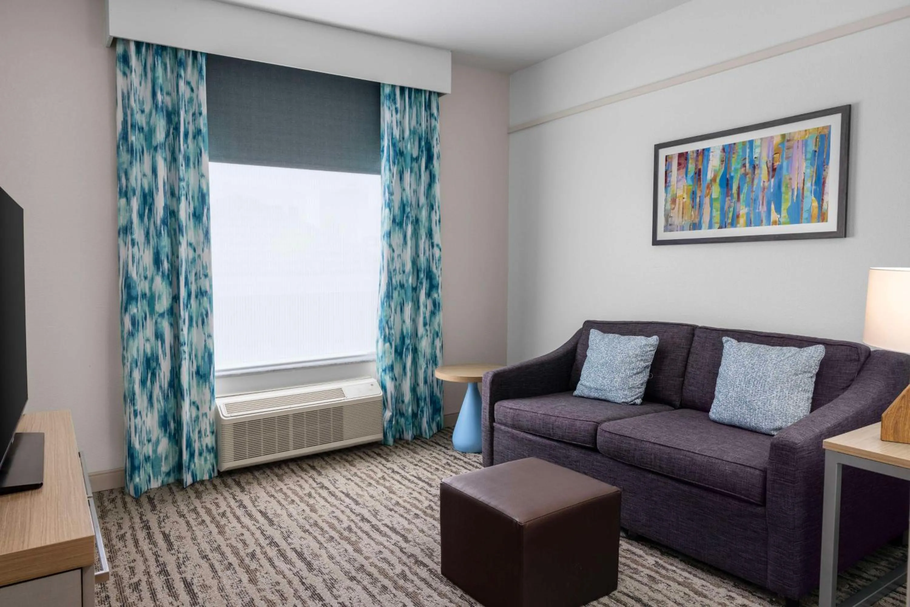 Living room in Hilton Garden Inn West Palm Beach Airport